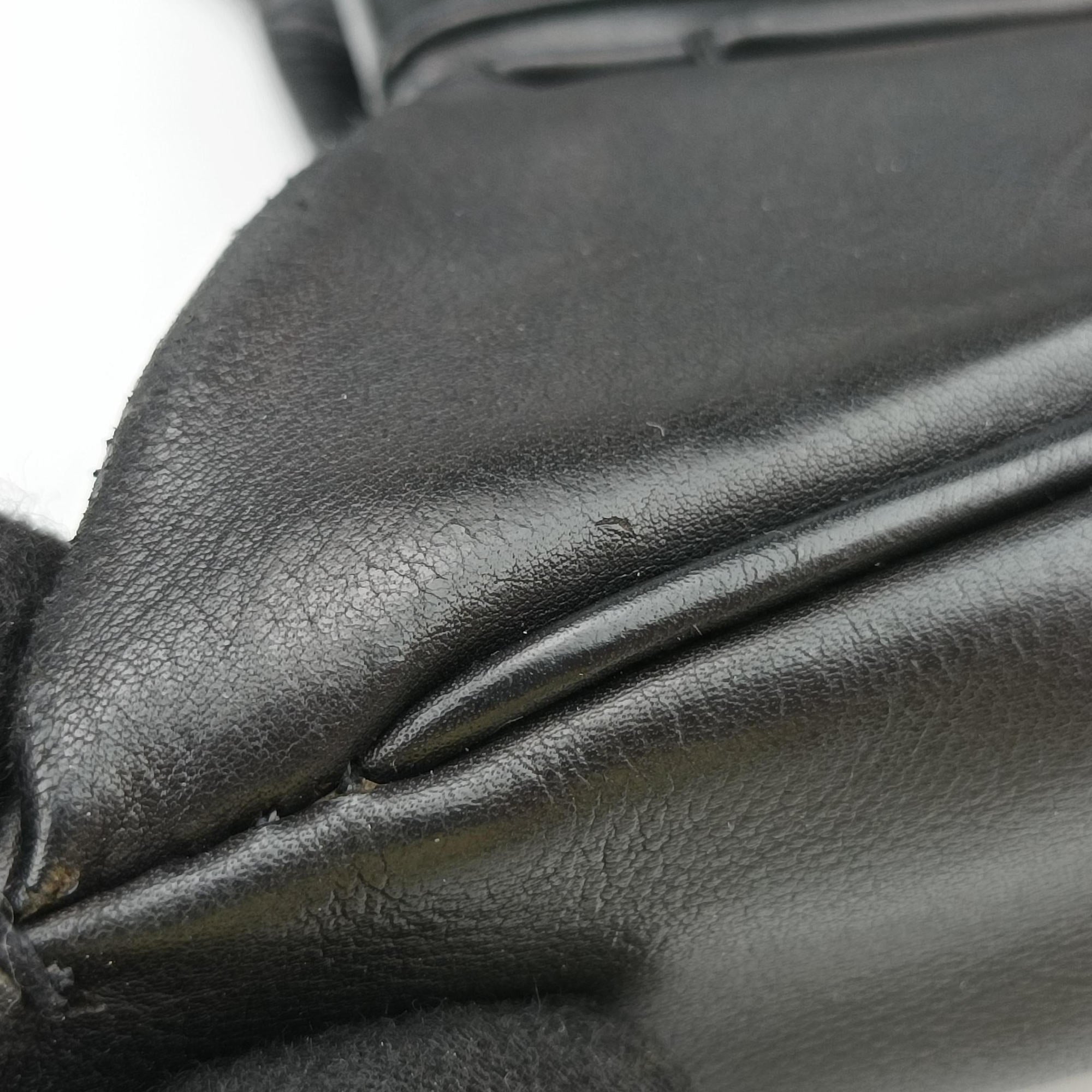 Secondhand Yves Saint Laurent Rive Gauche Black Leather 120435 shoulderbag | stylenewstar