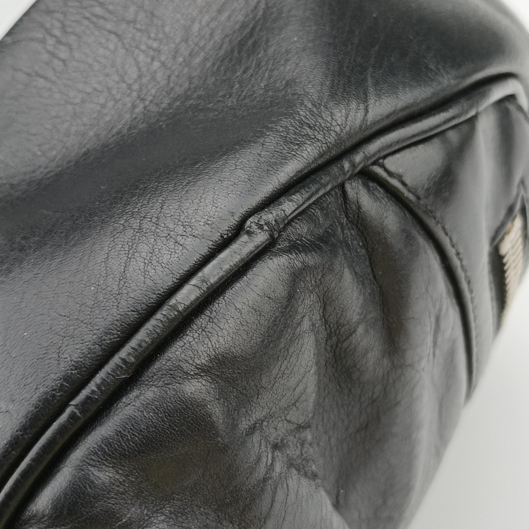 Secondhand Yves Saint Laurent Rive Gauche Black Leather 120435 shoulderbag | stylenewstar