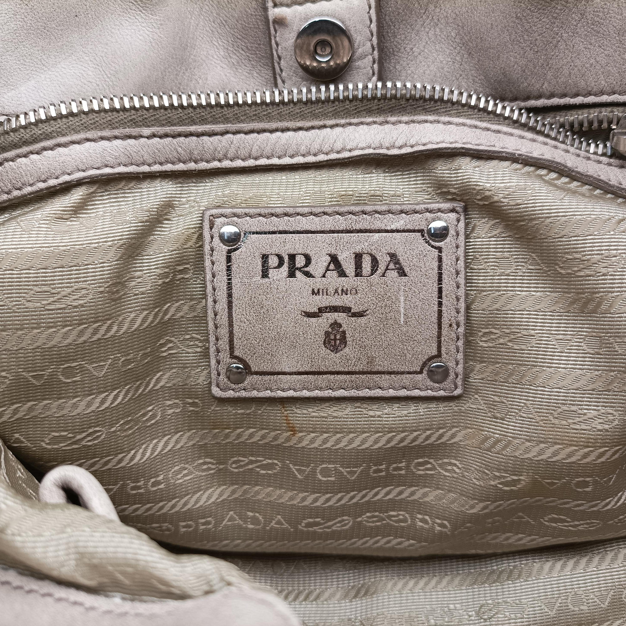 Pre-owned Prada Gaufre Brown × Beige lambskin BN1702 shoulderbag | stylenewstar