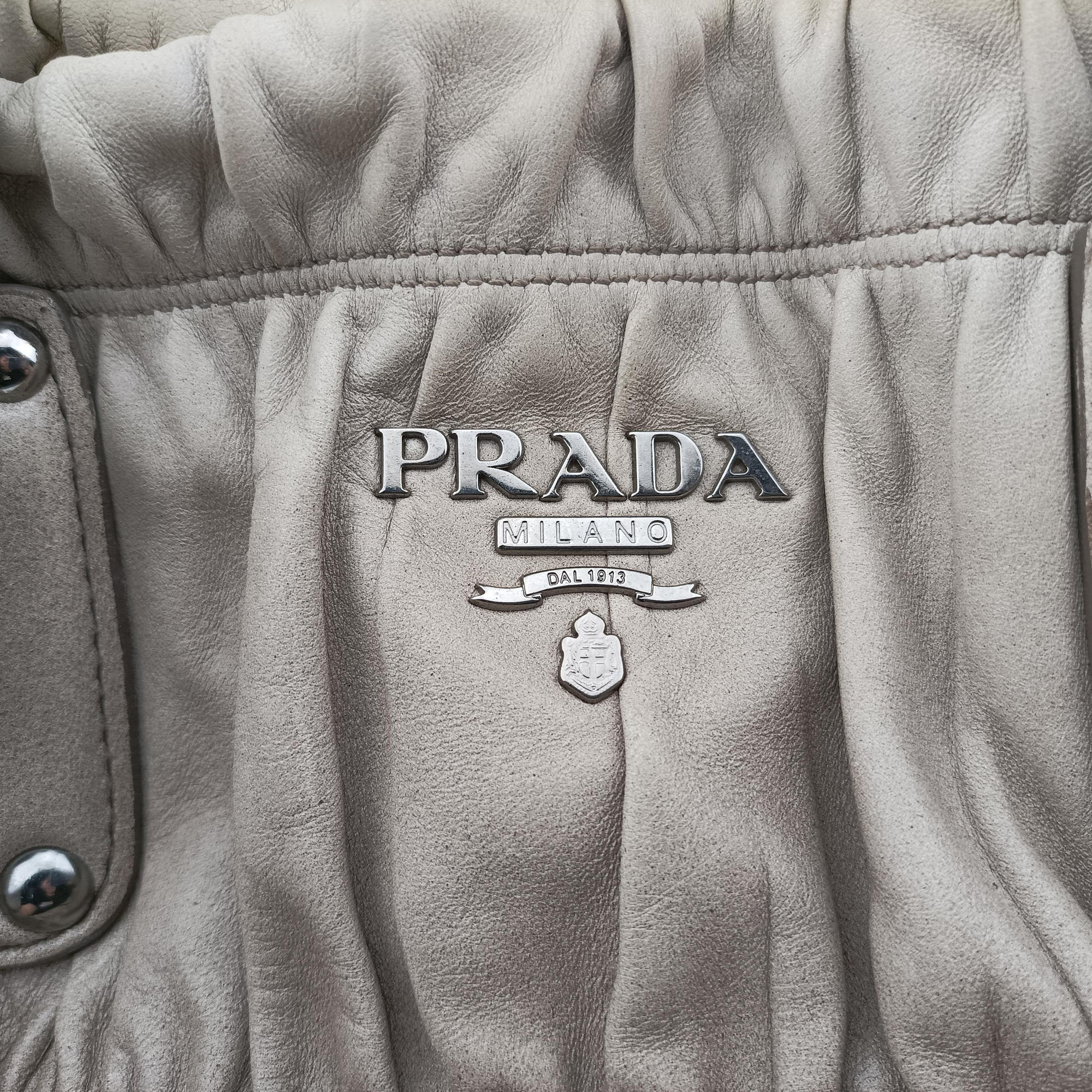 Pre-owned Prada Gaufre Brown × Beige lambskin BN1702 shoulderbag | stylenewstar