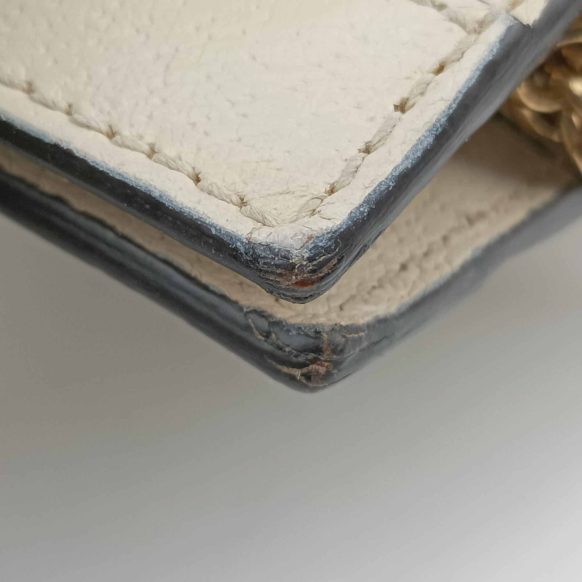 Secondhand Gucci Ophidia White Leather 503877 shoulderbag | stylenewstar