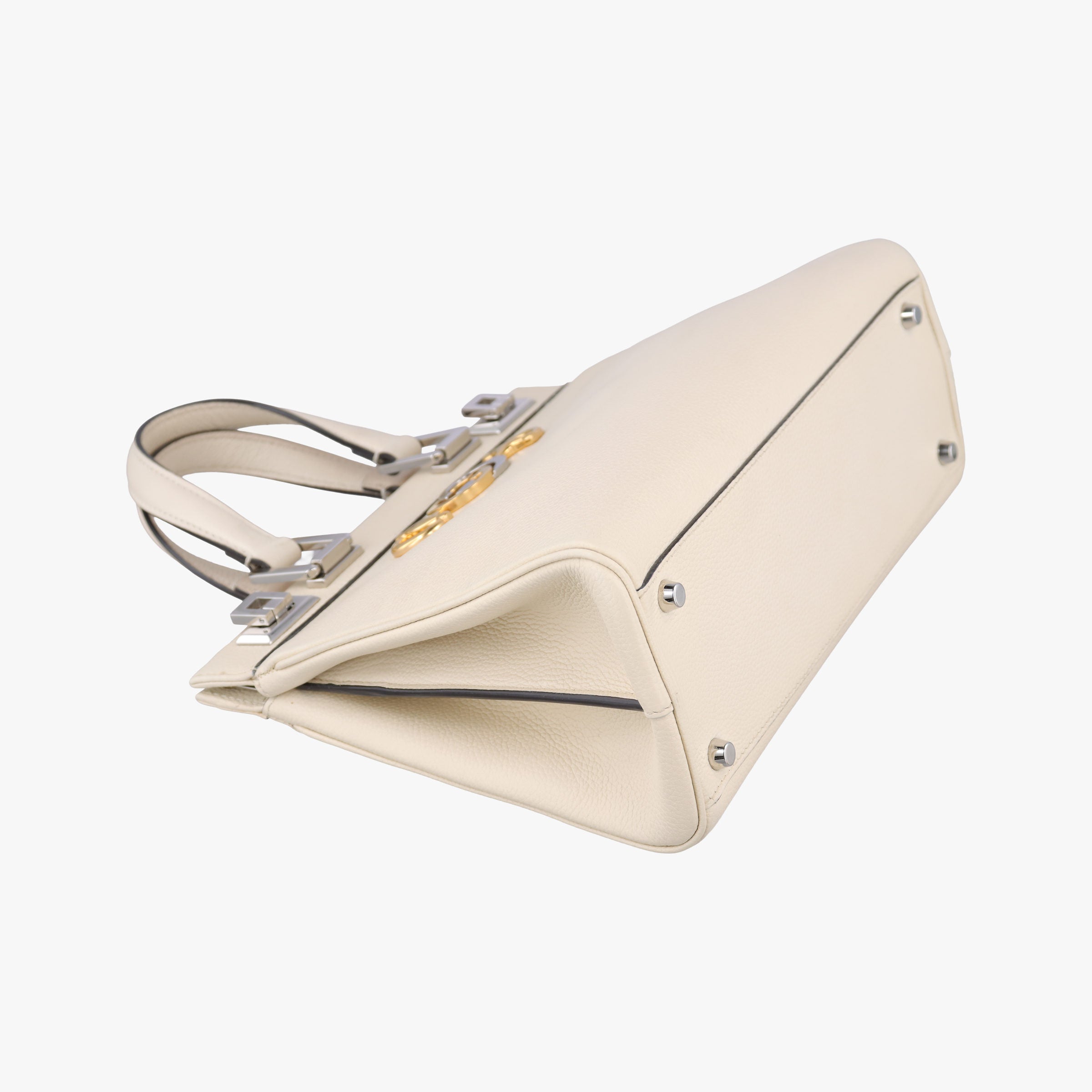Secondhand Gucci Zumi White Leather 569712 handbag | stylenewstar