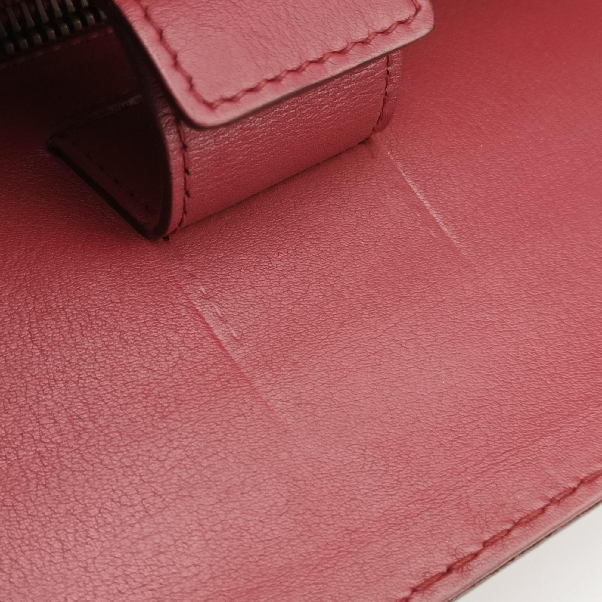Pre-owned Gucci Smilla Tote Red Leather 269926 handbag | stylenewstar