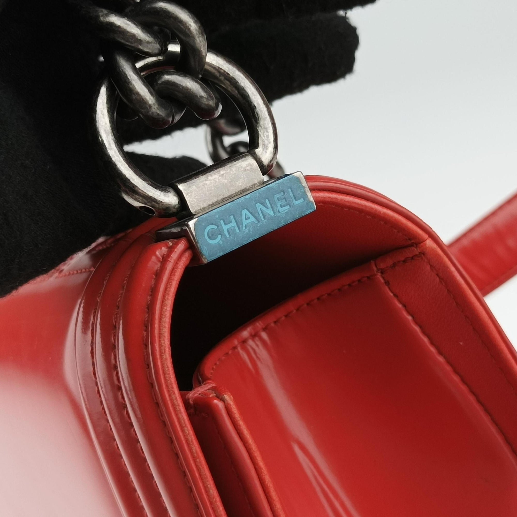 Vintage Chanel BOY CHANEL Red Leather A67086 shoulderbag | stylenewstar