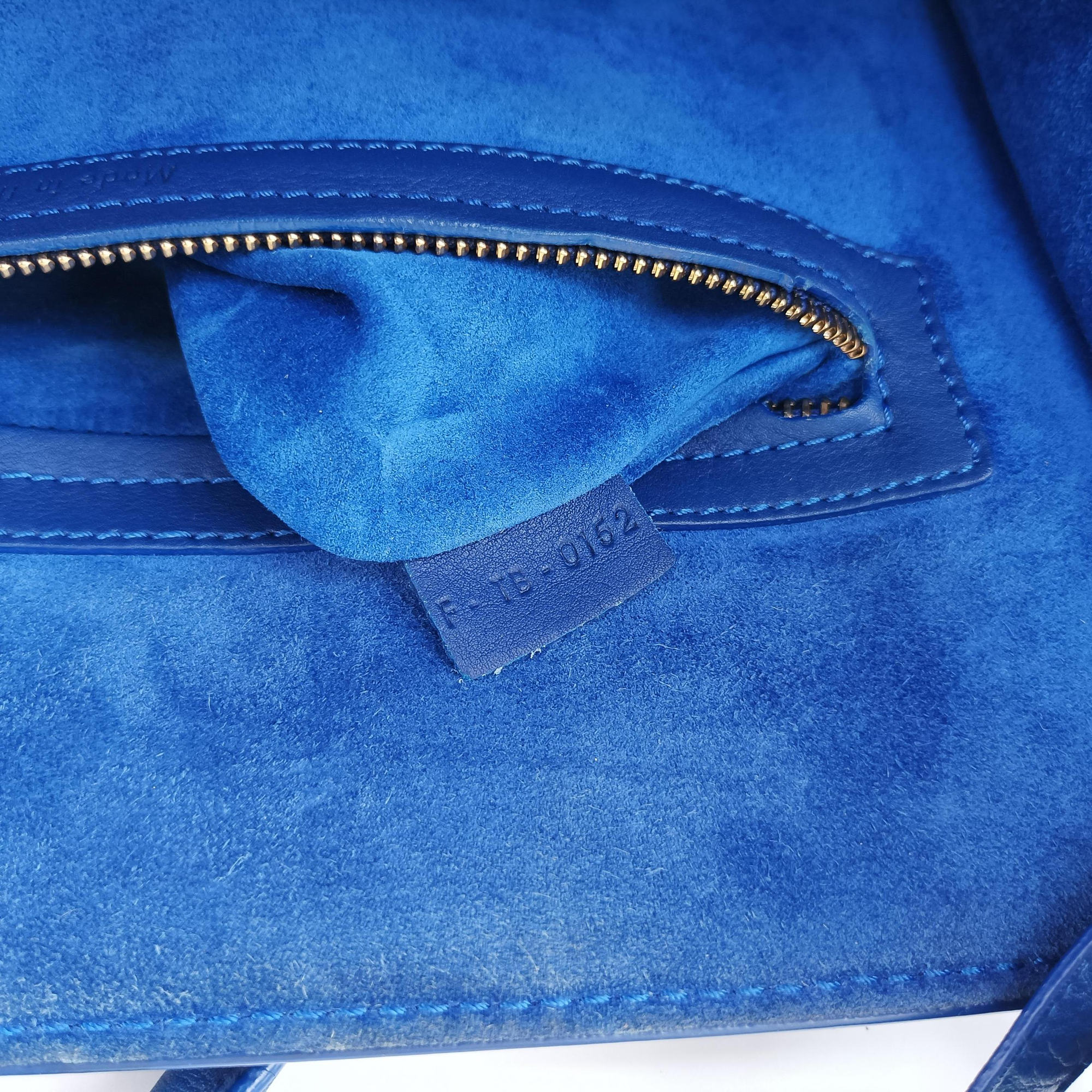 Secondhand Celine Luggage Square Phantom Blue Leather  handbag | stylenewstar