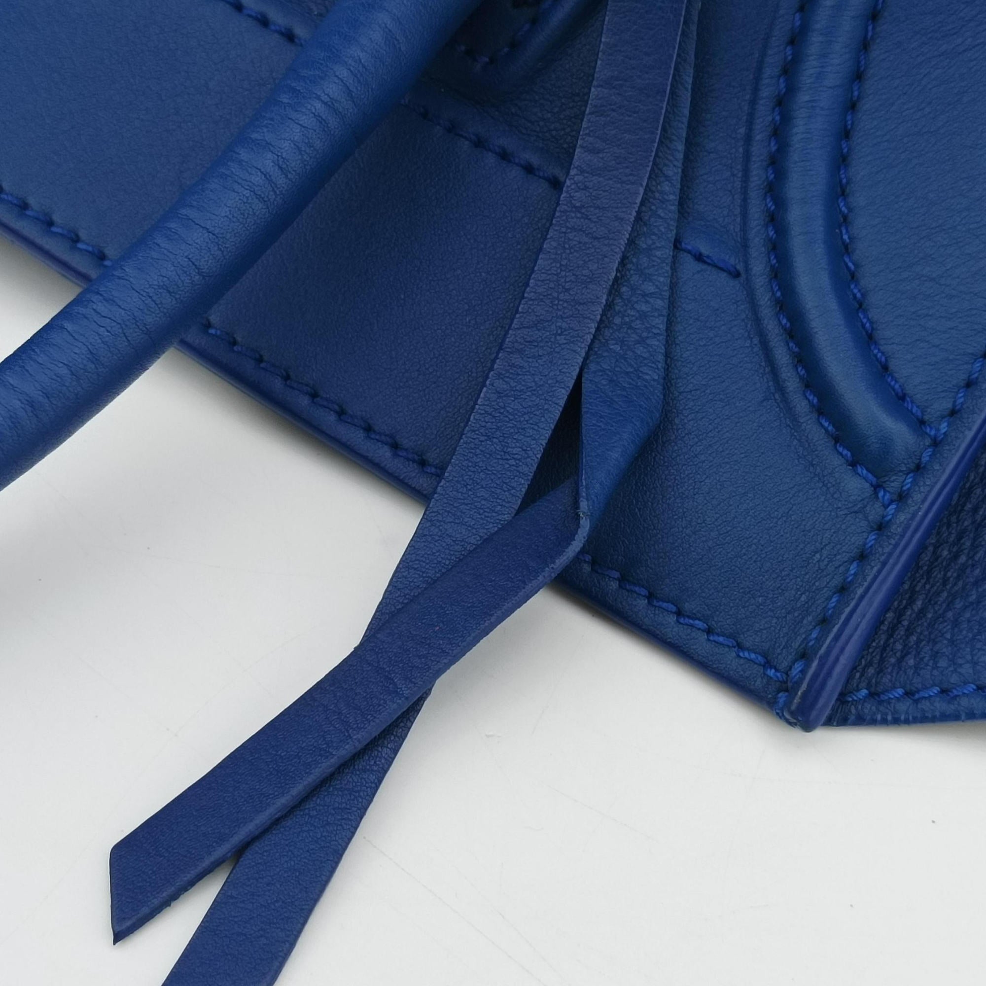 Secondhand Celine Luggage Square Phantom Blue Leather  handbag | stylenewstar