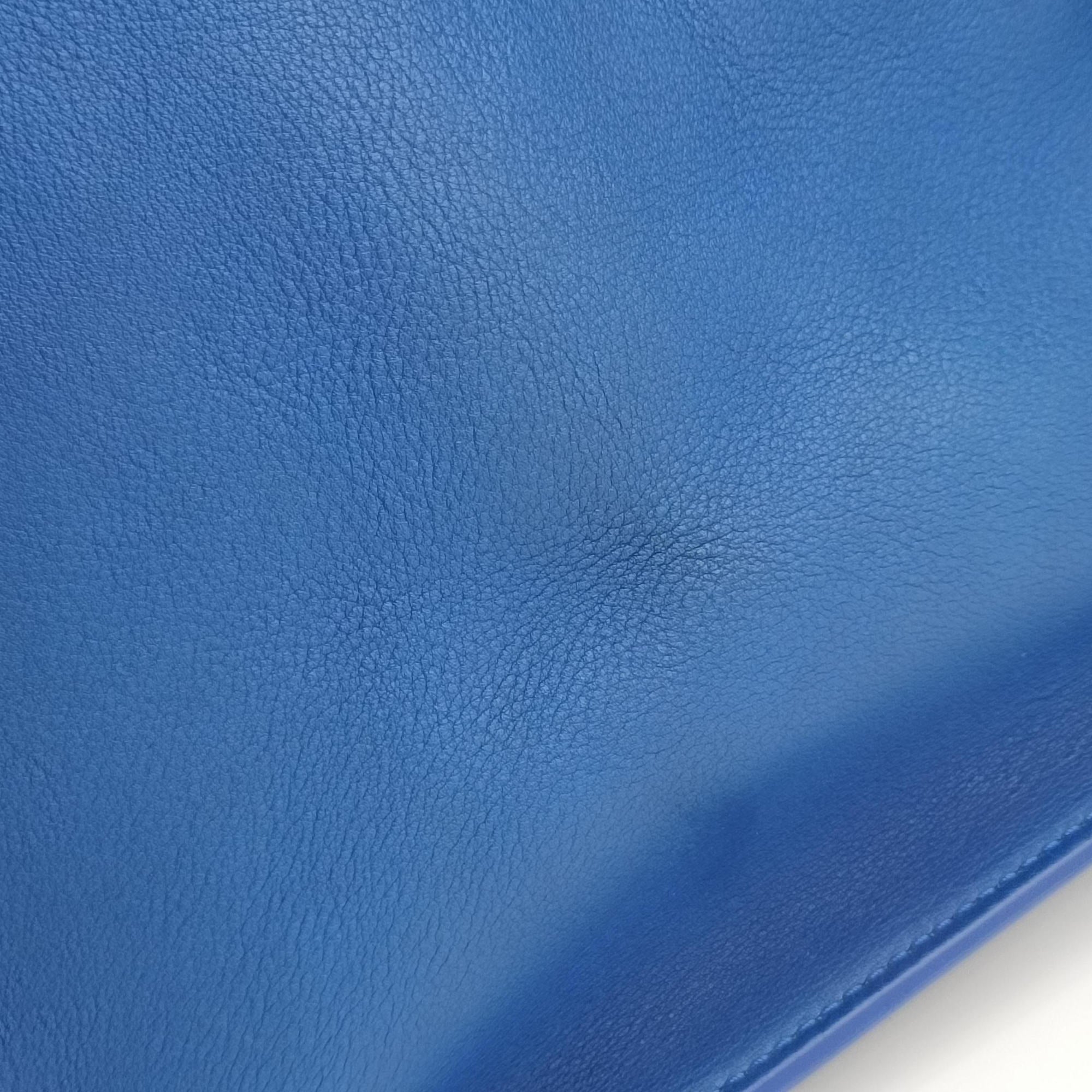 Secondhand Celine Luggage Square Phantom Blue Leather  handbag | stylenewstar
