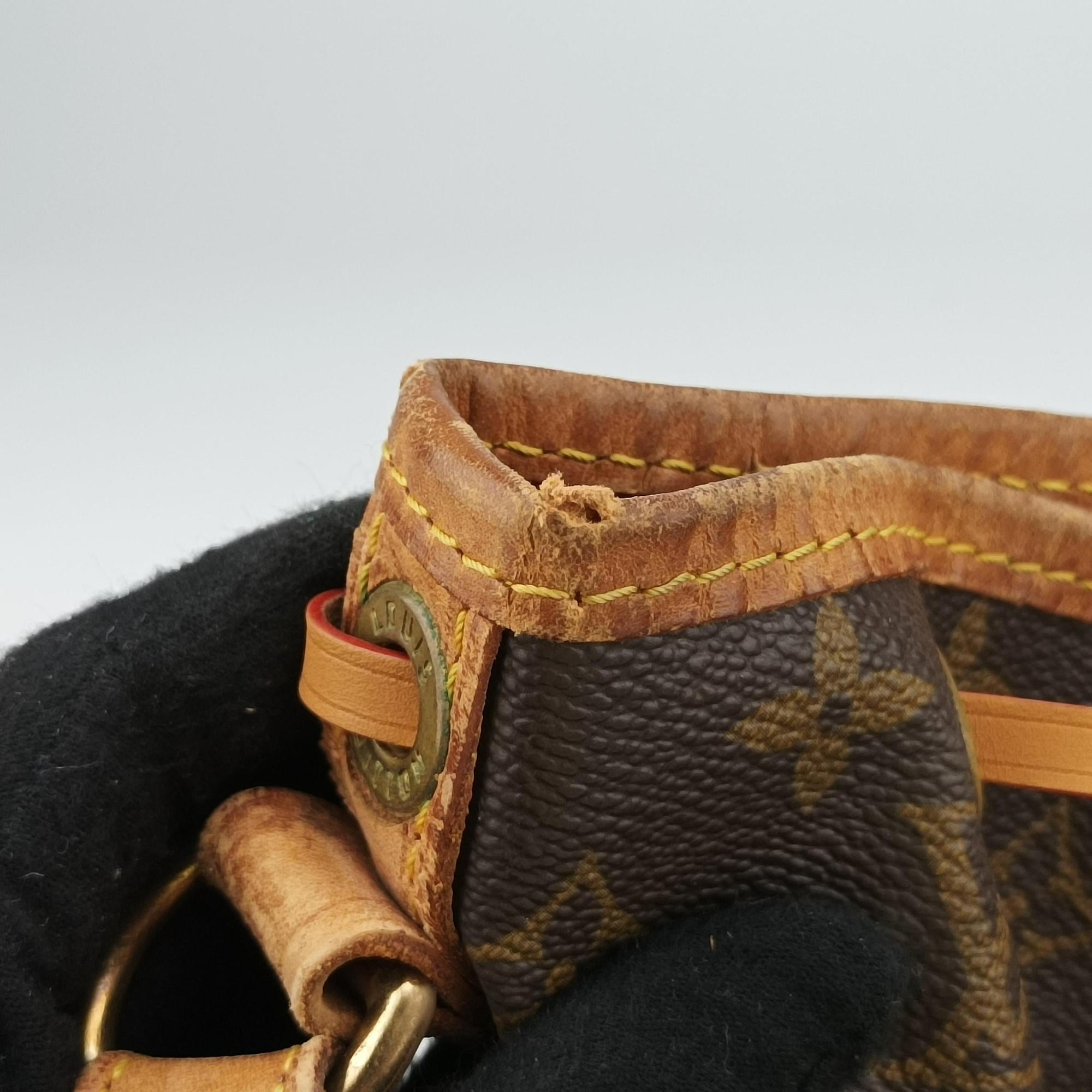 Secondhand Louis Vuitton Petit Noe Brown Monogram Canvas M42224 shoulderbag | stylenewstar