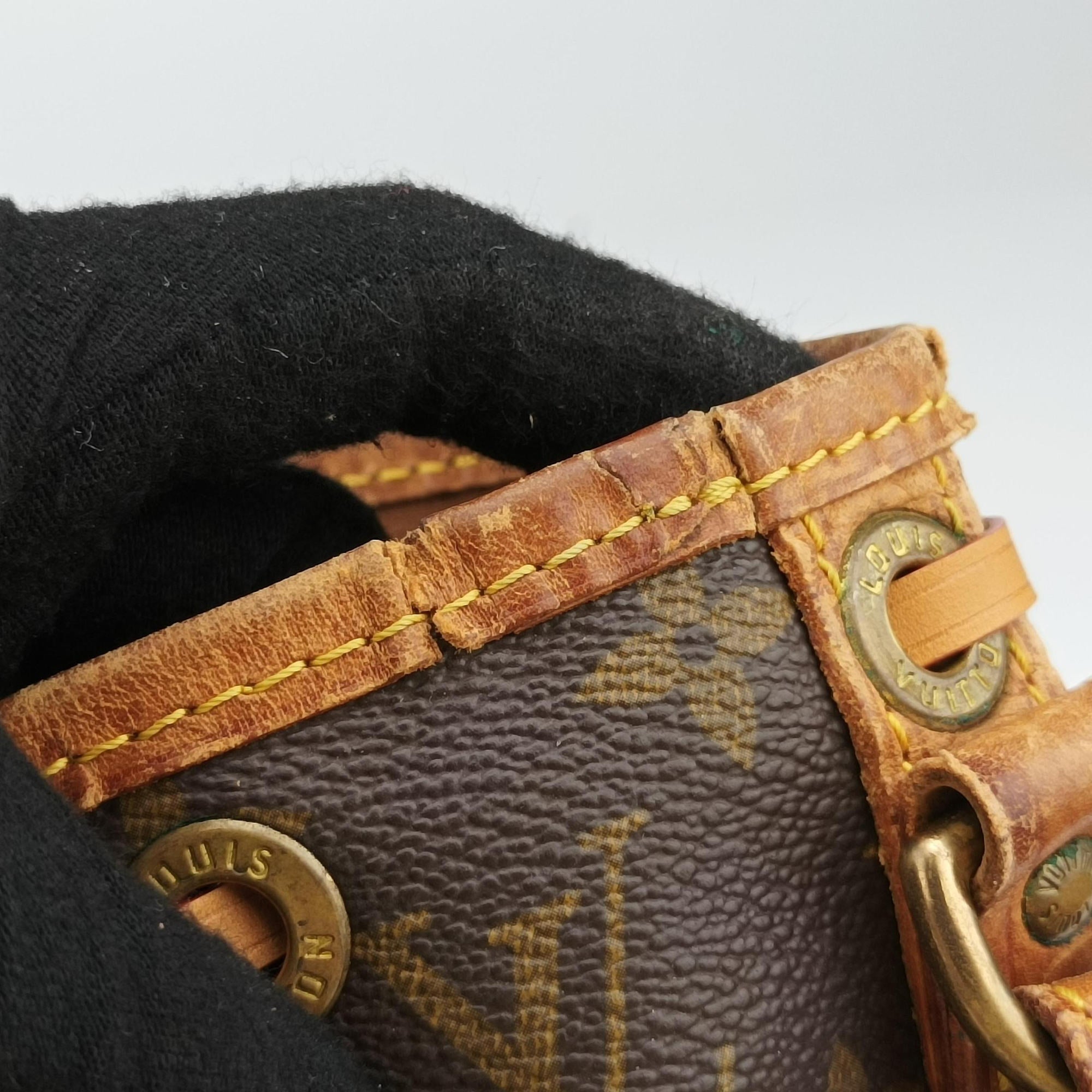 Secondhand Louis Vuitton Petit Noe Brown Monogram Canvas M42224 shoulderbag | stylenewstar