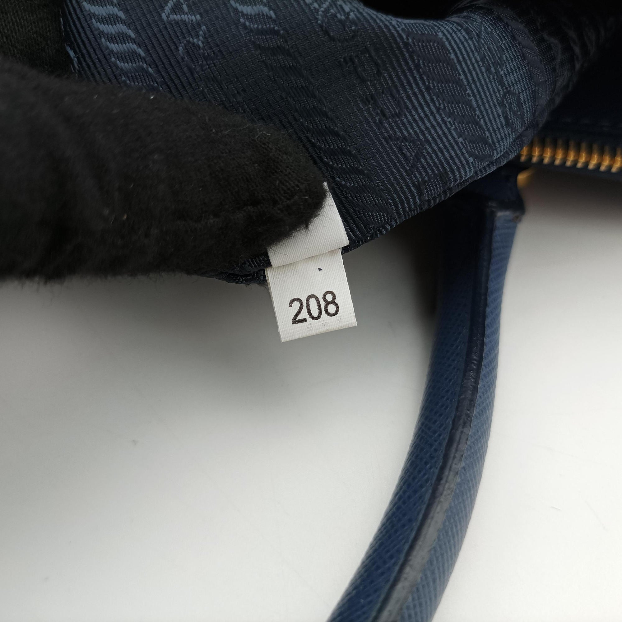 Pre-owned Prada Bi-Color Zip Front Pocket Blue SAFFIANO Leather BN2674 shoulderbag | stylenewstar