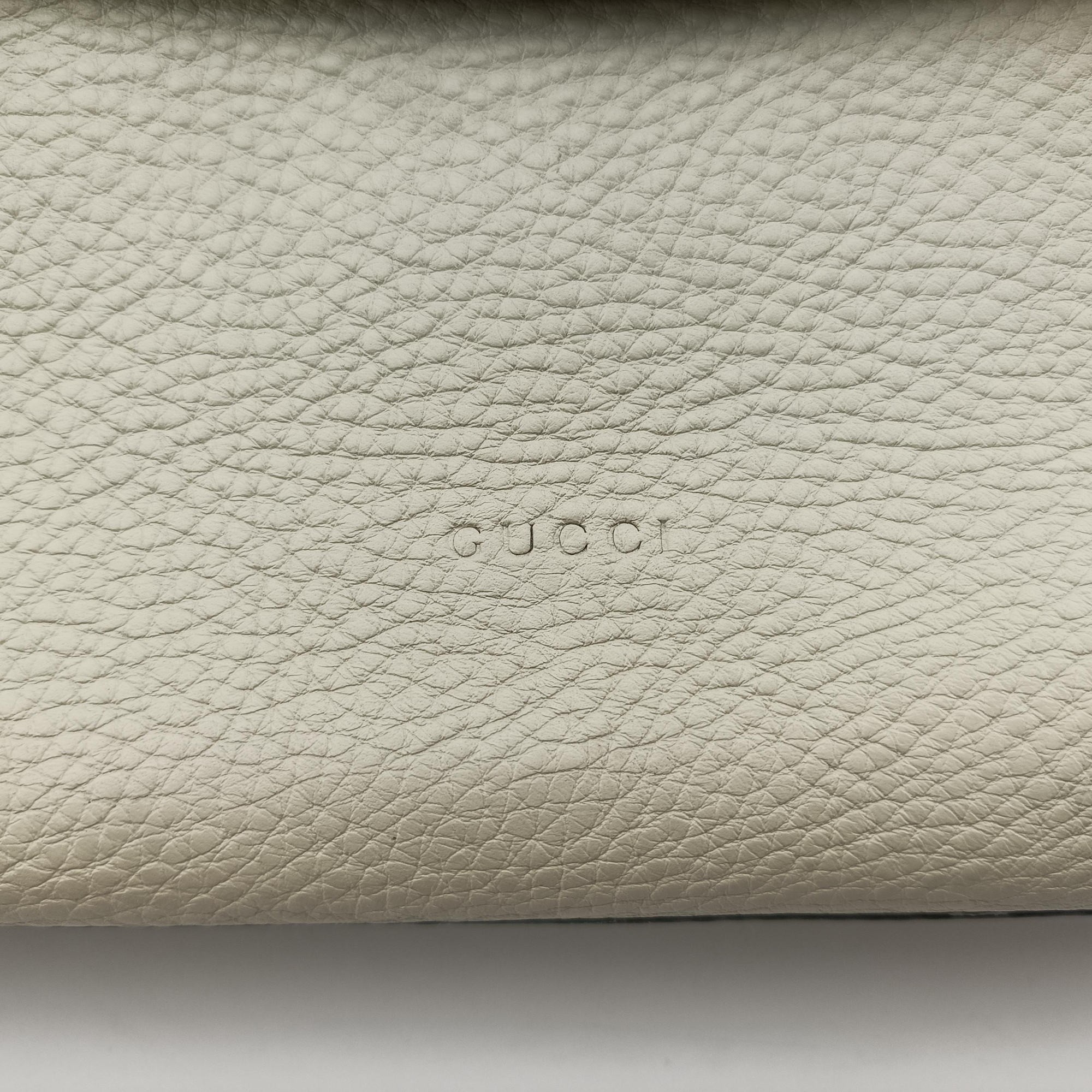 Pre-owned Gucci Bamboo Daily White Leather 370831 shoulderbag | stylenewstar