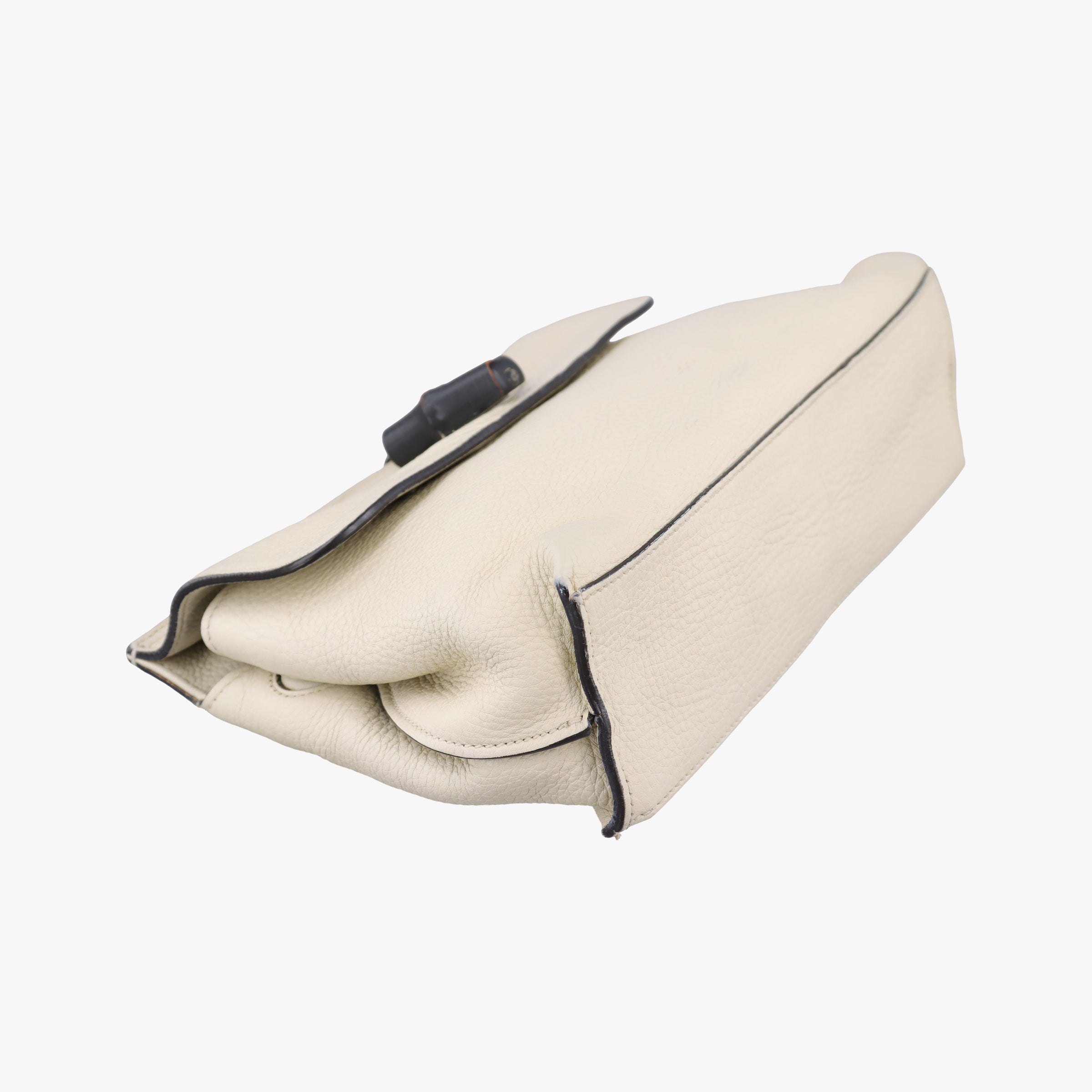 Pre-owned Gucci Bamboo Daily White Leather 370831 shoulderbag | stylenewstar