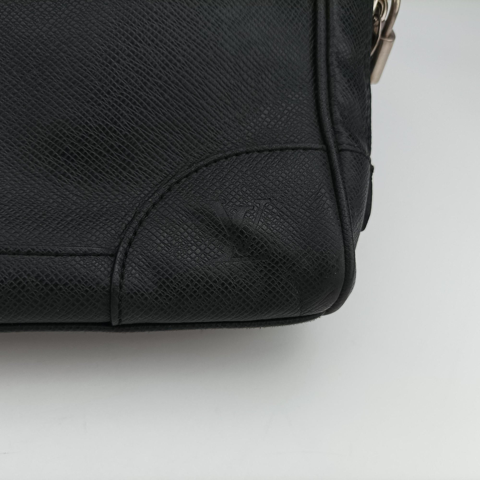 Vintage Louis Vuitton IGOR Ardoise Taiga M31172 handbag | stylenewstar