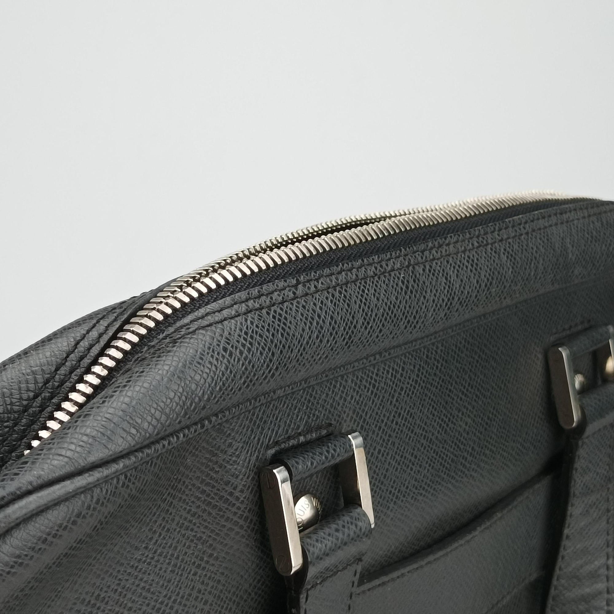 Vintage Louis Vuitton IGOR Ardoise Taiga M31172 handbag | stylenewstar
