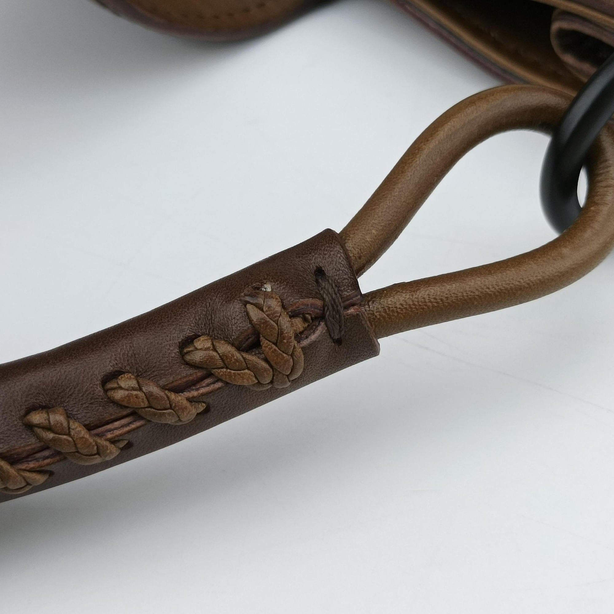 Pre-owned Gucci Hobo brown leather 105374 handbag | stylenewstar