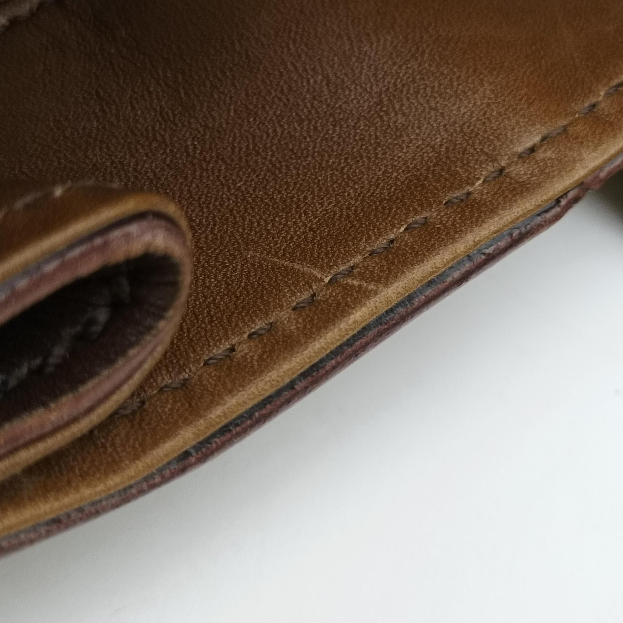 Pre-owned Gucci Hobo brown leather 105374 handbag | stylenewstar