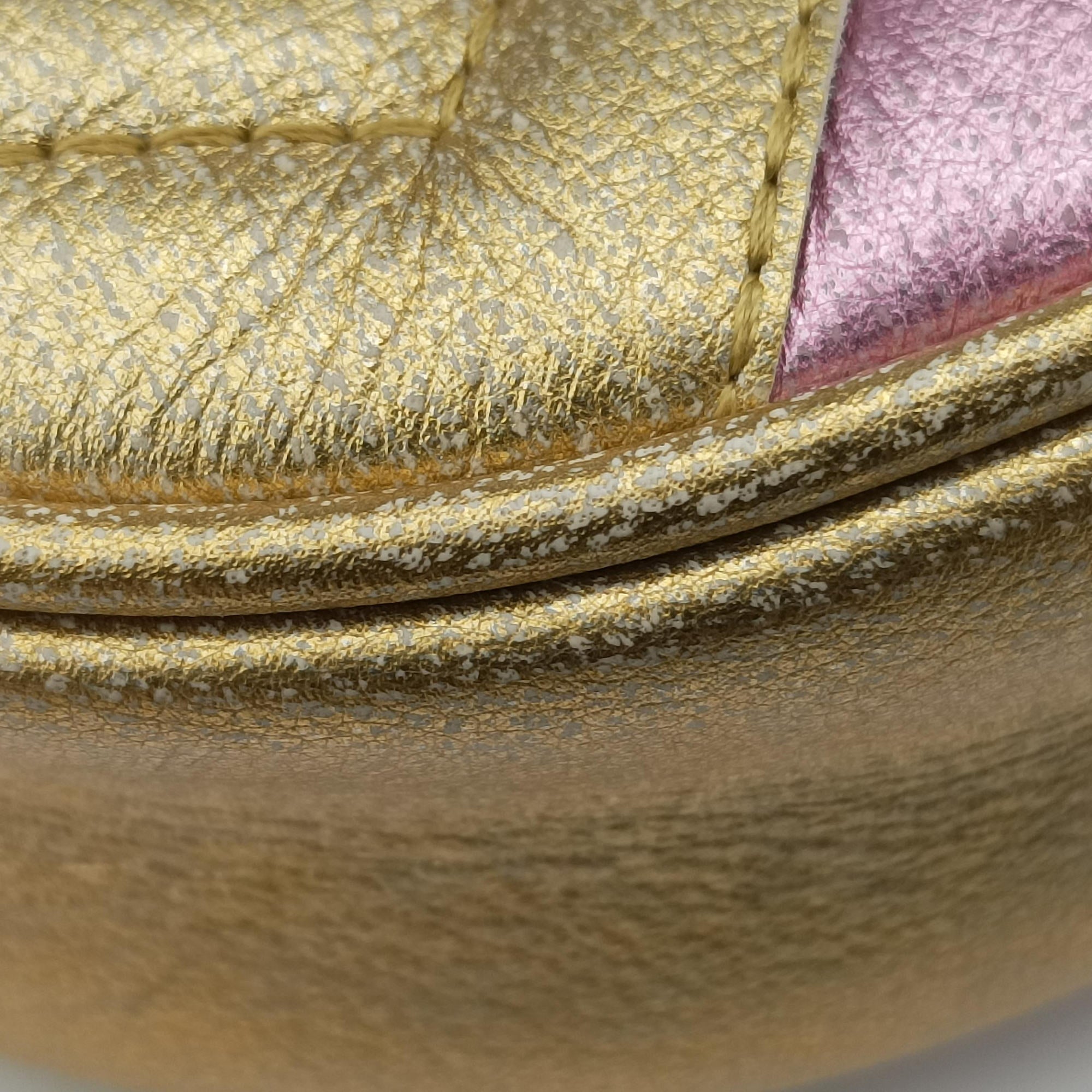 Pre-owned Gucci GG Marmont Golden×pink Leather 476434 bum bag/waist bag | stylenewstar