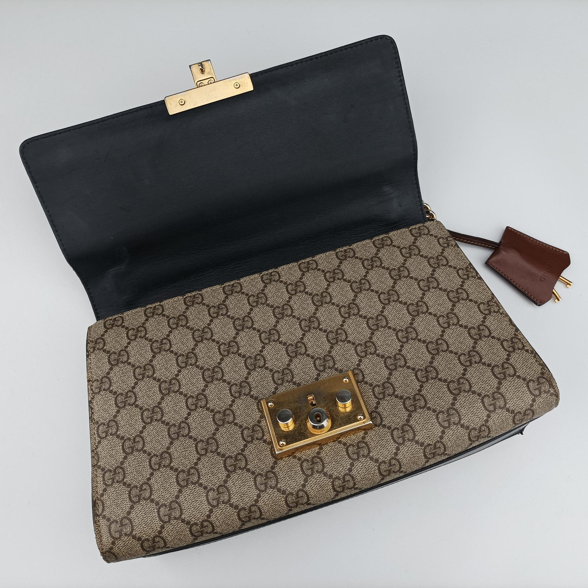 Secondhand Gucci Padlock Black× Multi PVC coated canvas×Leather 409486 shoulderbag | stylenewstar