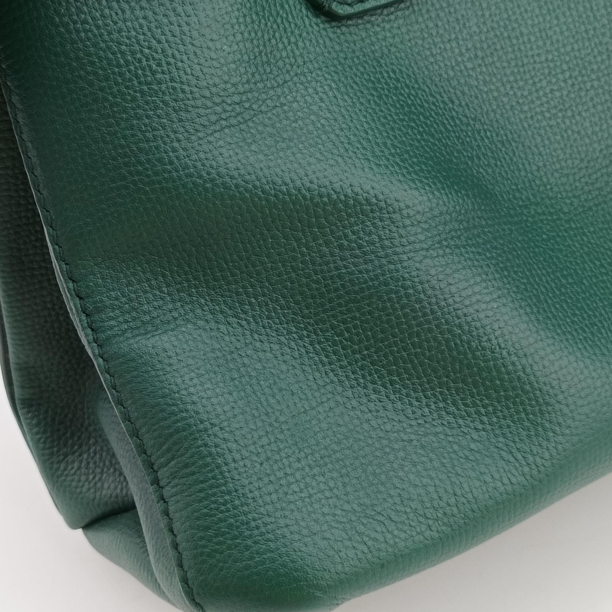 Vintage Burberry banner Green leather  shoulderbag | stylenewstar