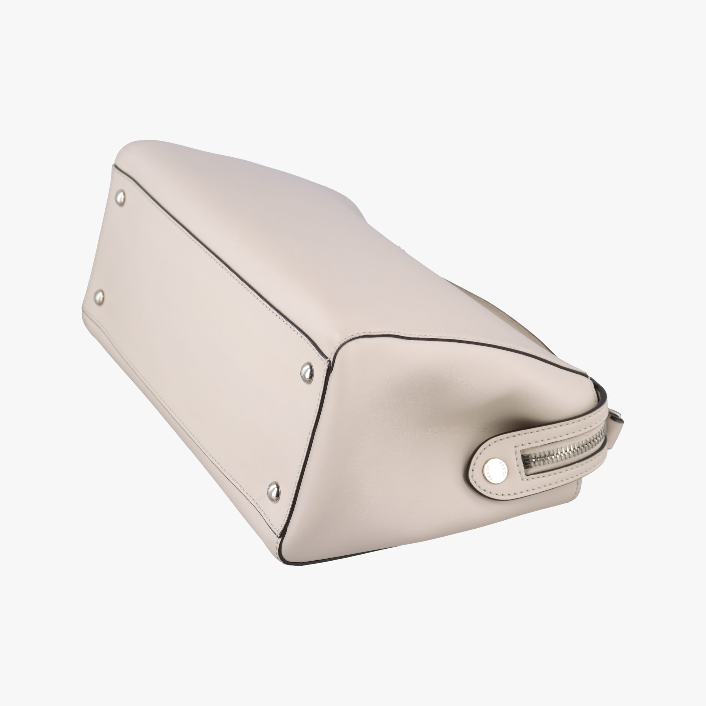 Secondhand Fendi Dotcom Beige Leather 8BN293 shoulderbag | stylenewstar