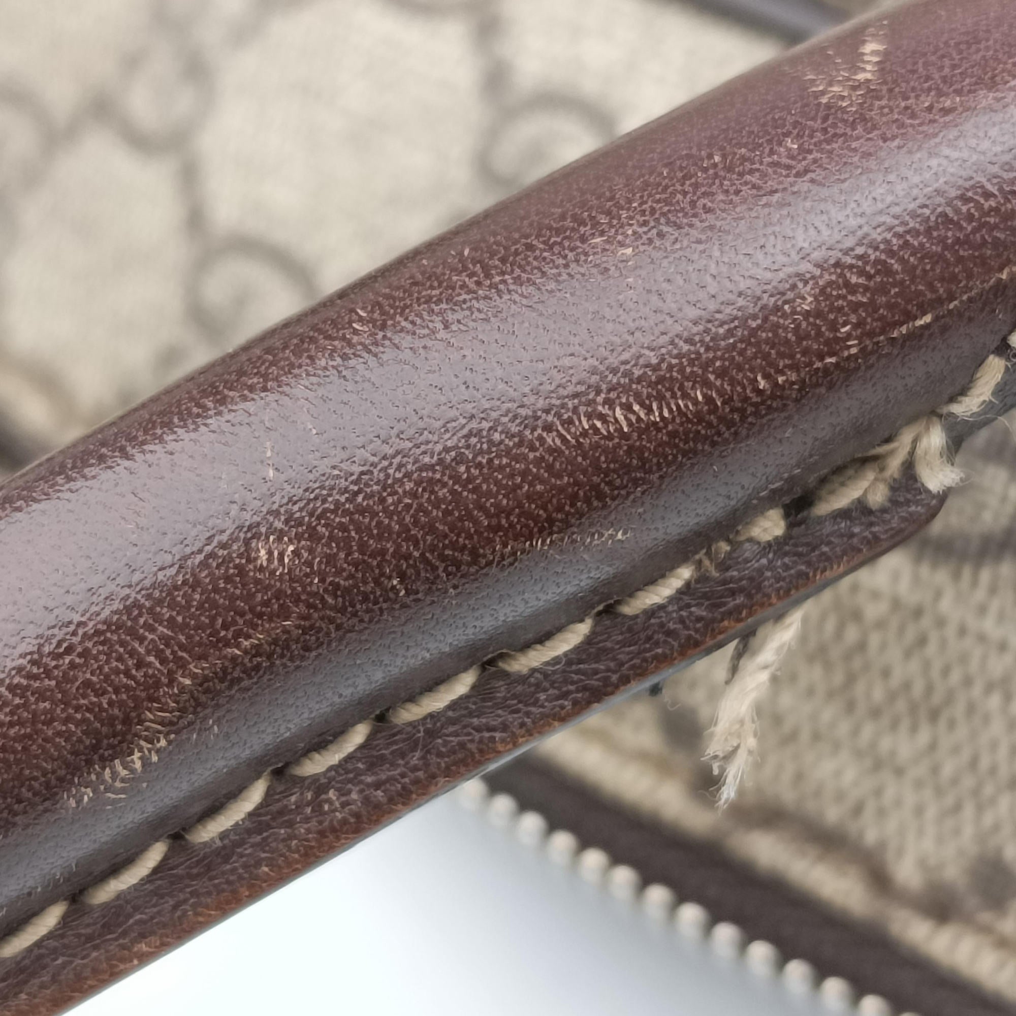 Pre-owned Gucci Business Brown × Beige PVC coated canvas 289892 shoulderbag | stylenewstar