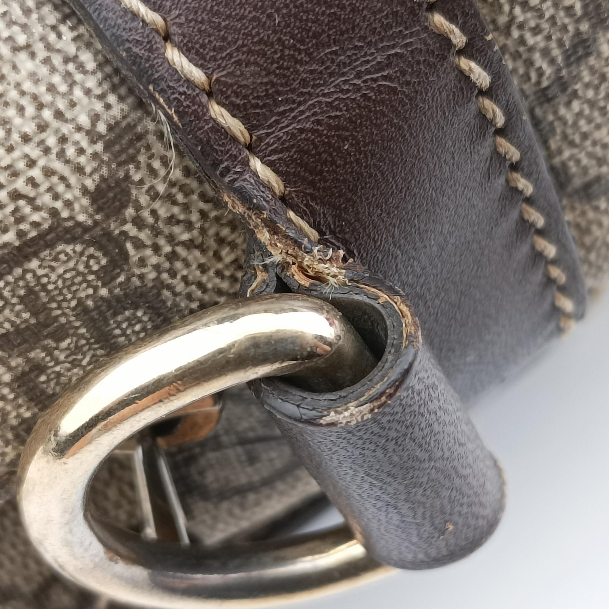 Pre-owned Gucci Business Brown × Beige PVC coated canvas 289892 shoulderbag | stylenewstar