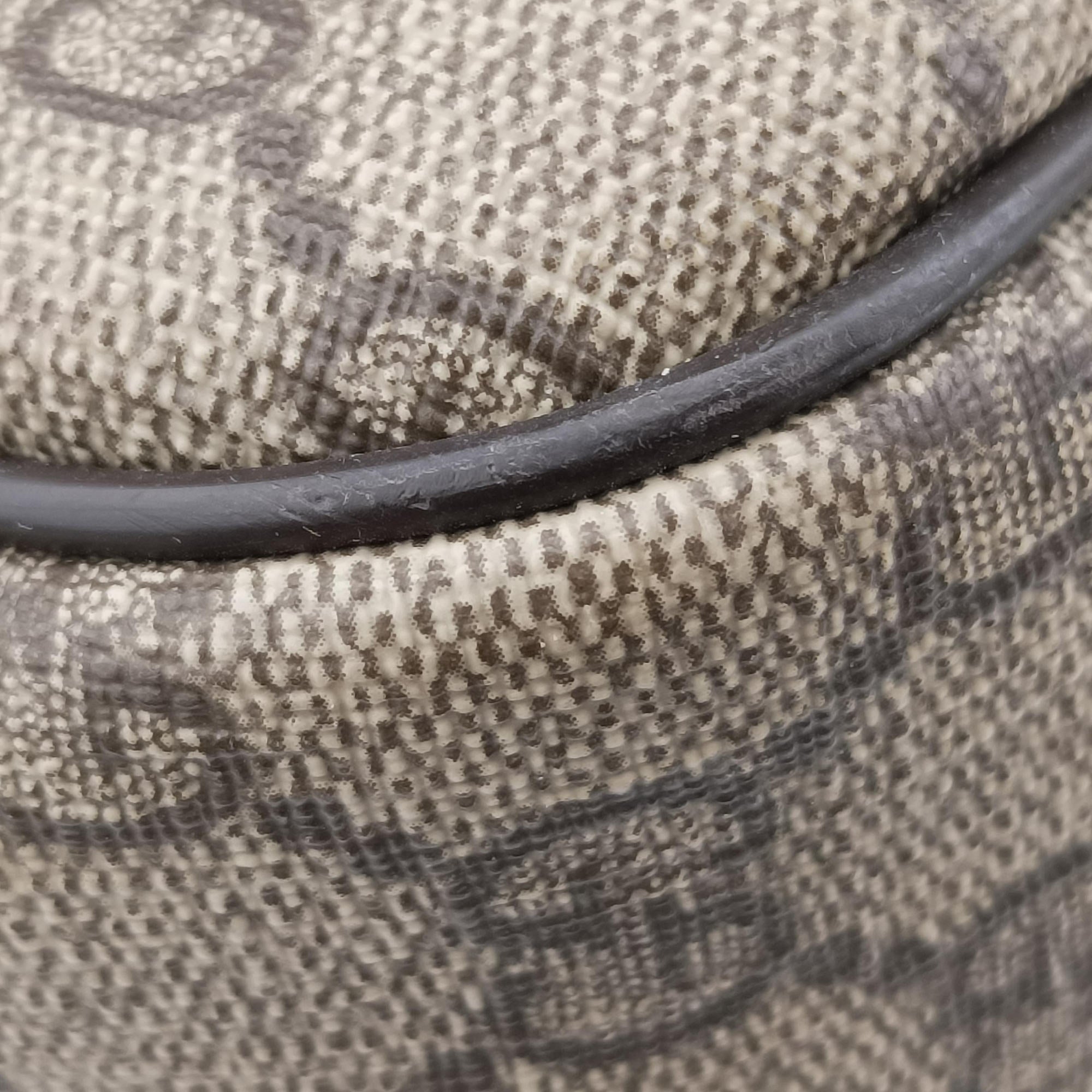 Pre-owned Gucci Business Brown × Beige PVC coated canvas 289892 shoulderbag | stylenewstar