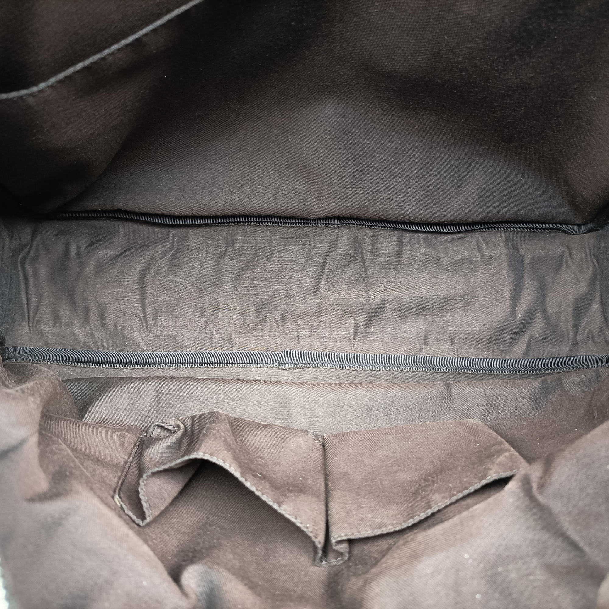 Pre-owned Gucci Business Brown × Beige PVC coated canvas 289892 shoulderbag | stylenewstar