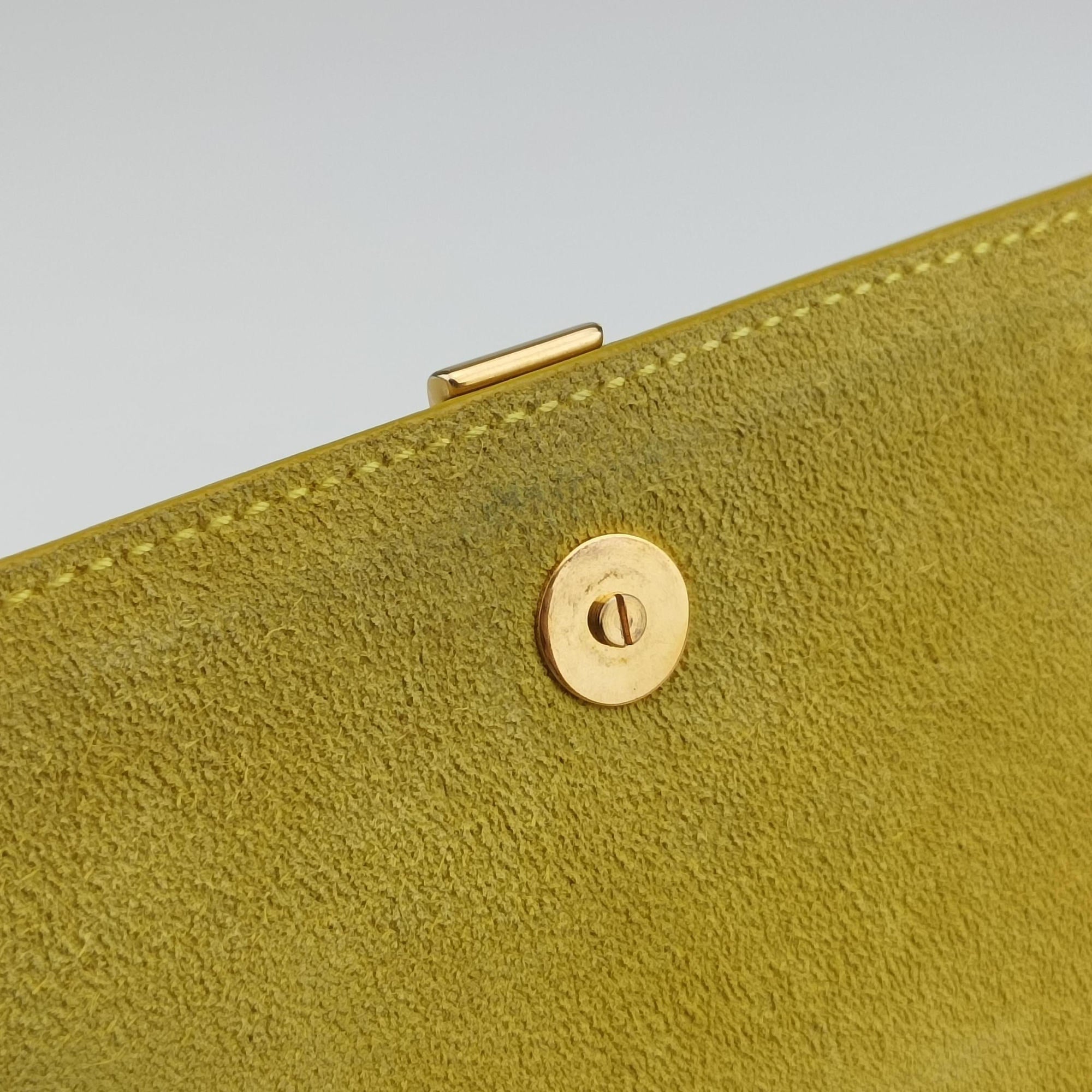 Pre-owned Yves Saint Laurent ChYc Mini Y Line Classic Cabasique WOC Yellow Leather 311215 shoulderbag | stylenewstar