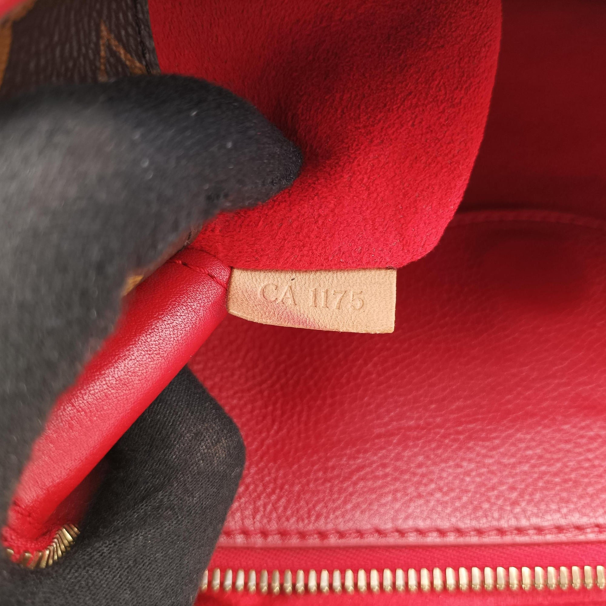 Secondhand Louis Vuitton PALLAS brown×CERISE Monogram Canvas×calf leather M41175 shoulderbag | stylenewstar
