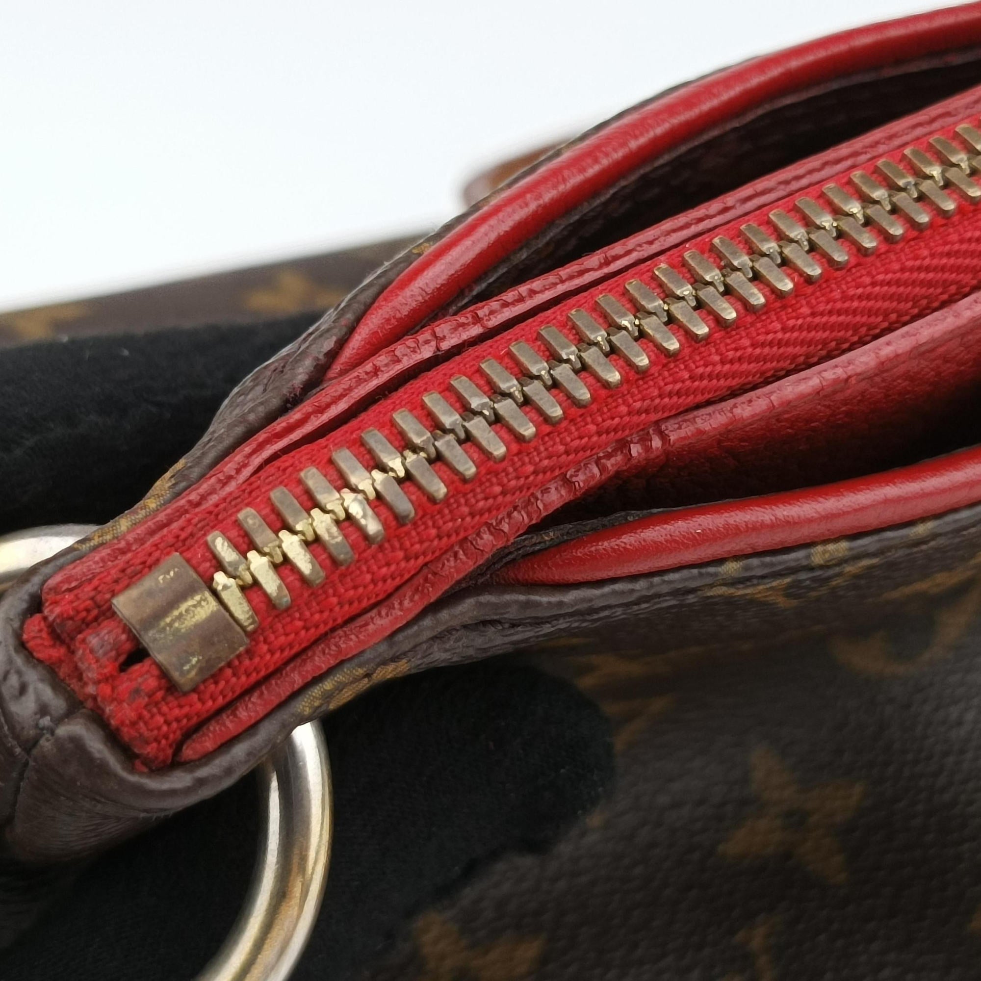 Secondhand Louis Vuitton PALLAS brown×CERISE Monogram Canvas×calf leather M41175 shoulderbag | stylenewstar