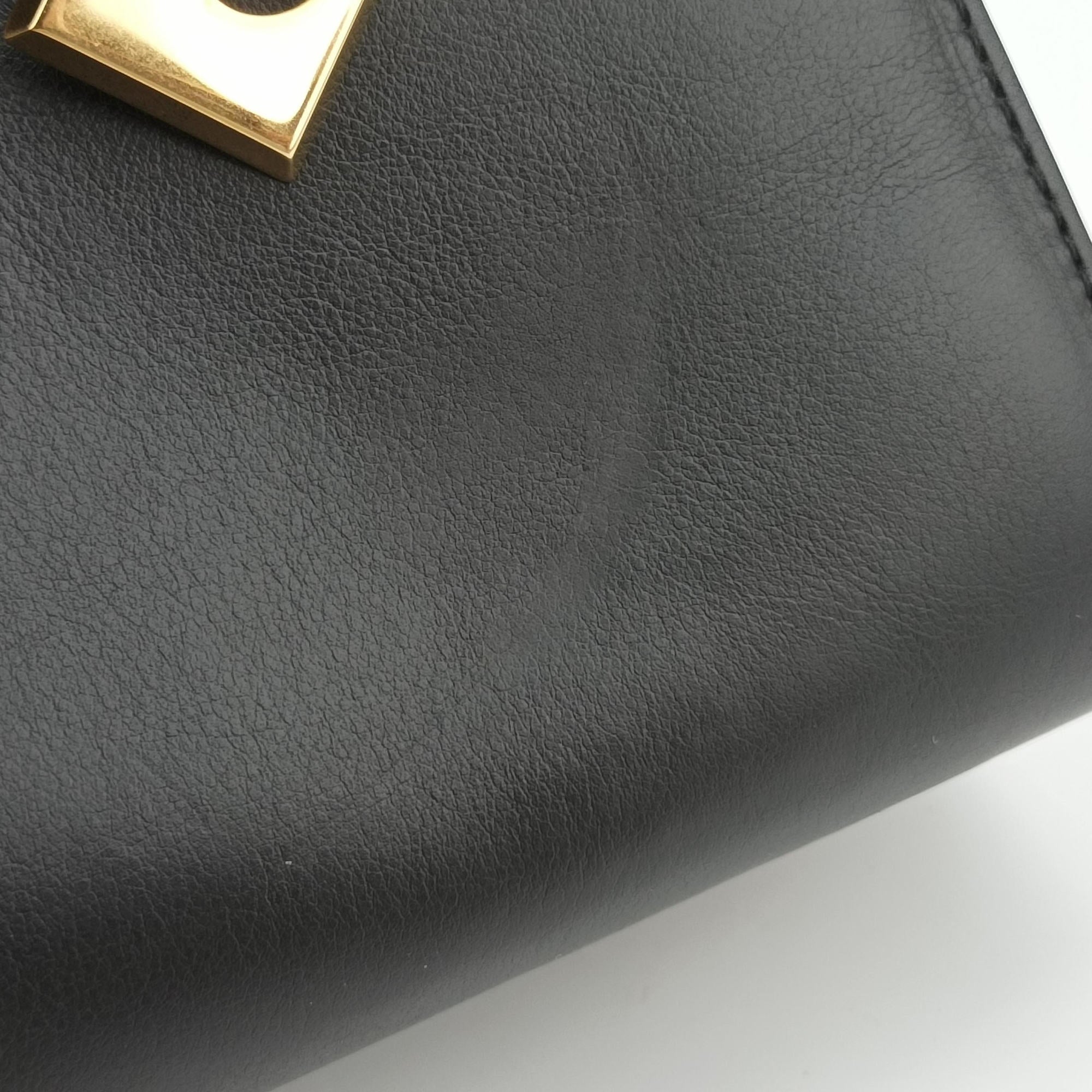 Secondhand Delvaux Tampete Black Leather  shoulderbag | stylenewstar