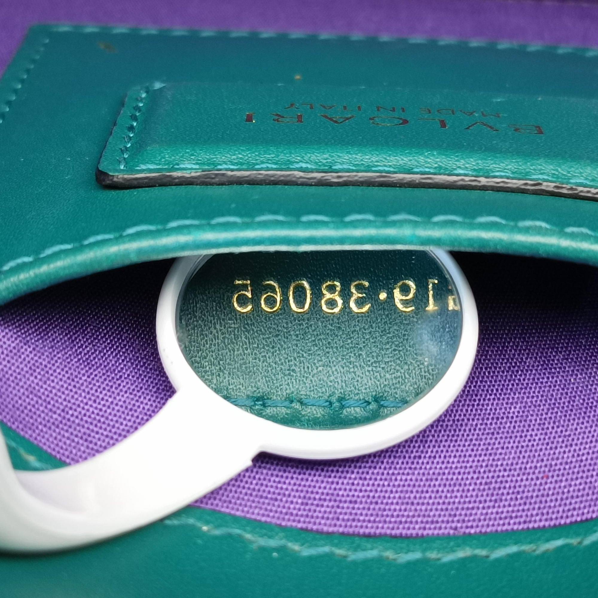 Secondhand Bvlgari SERPENTI FOREVER Green Leather  shoulderbag | stylenewstar