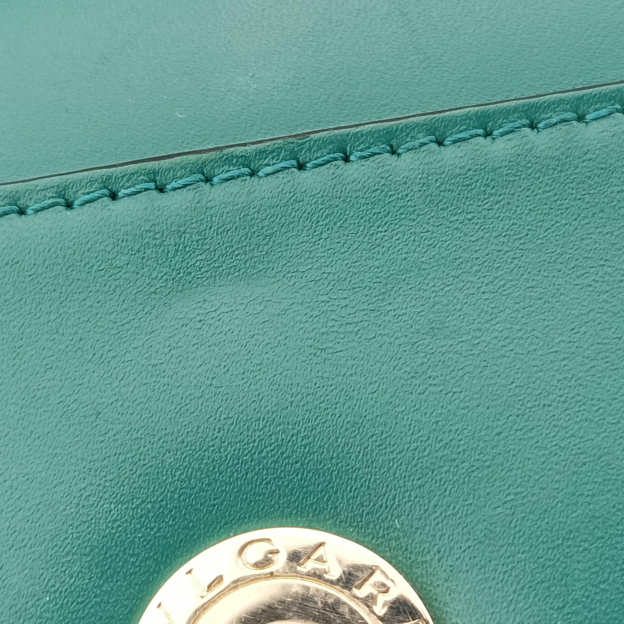 Secondhand Bvlgari SERPENTI FOREVER Green Leather  shoulderbag | stylenewstar