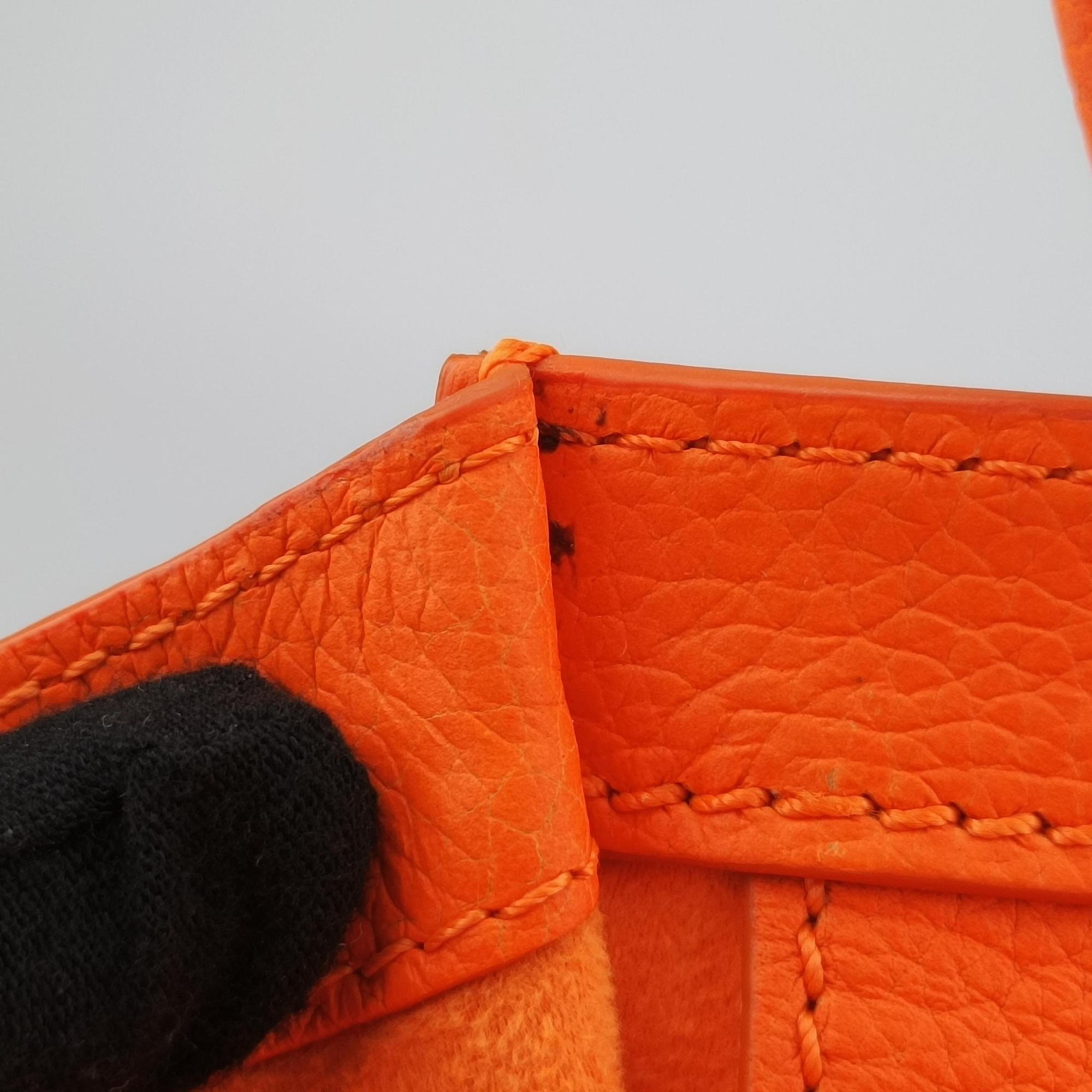 Pre-owned Celine Luggage Micro shopper Orange Leather  handbag | stylenewstar