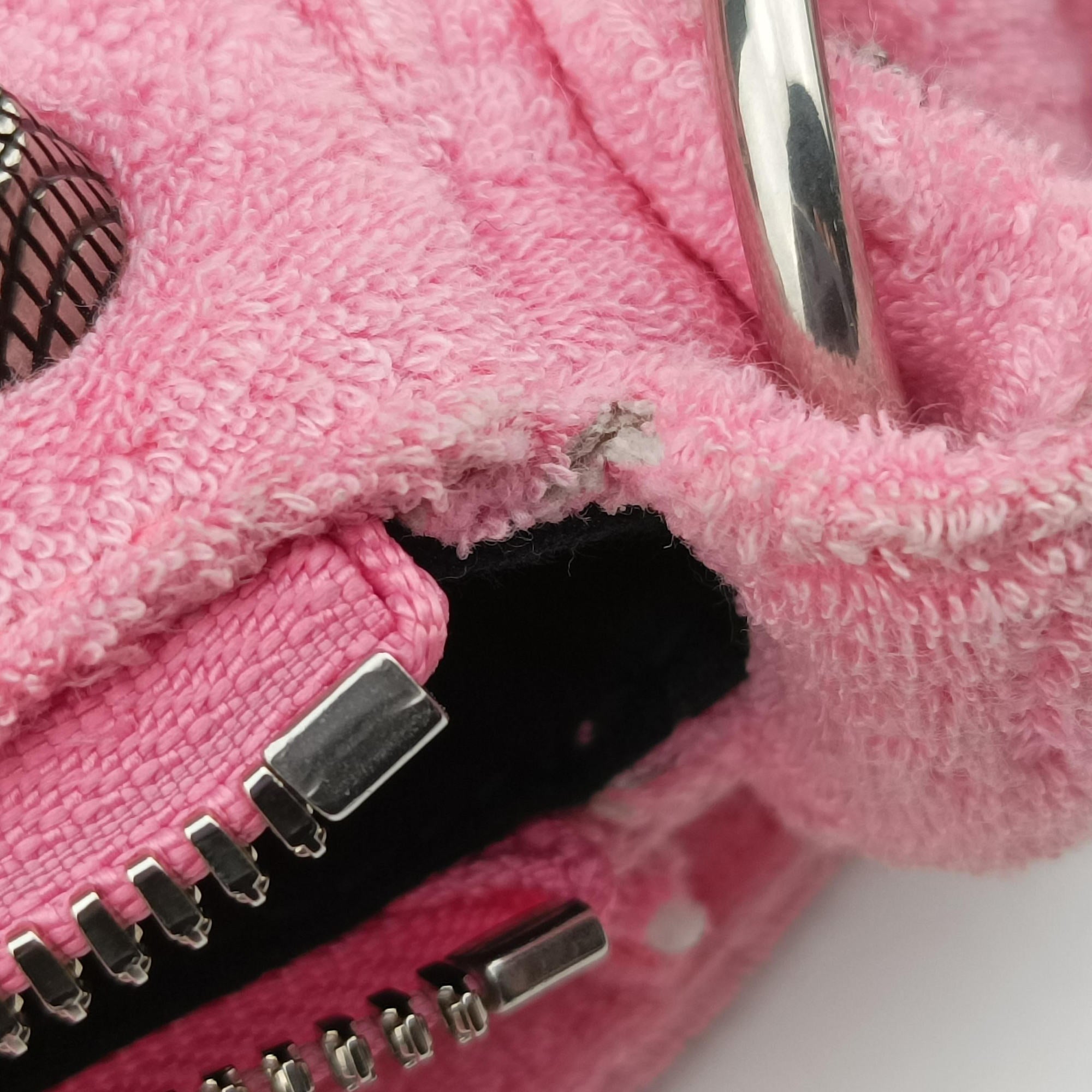 Secondhand Balenciaga Le Cagole mini Pink Pile Fabric  shoulderbag | stylenewstar