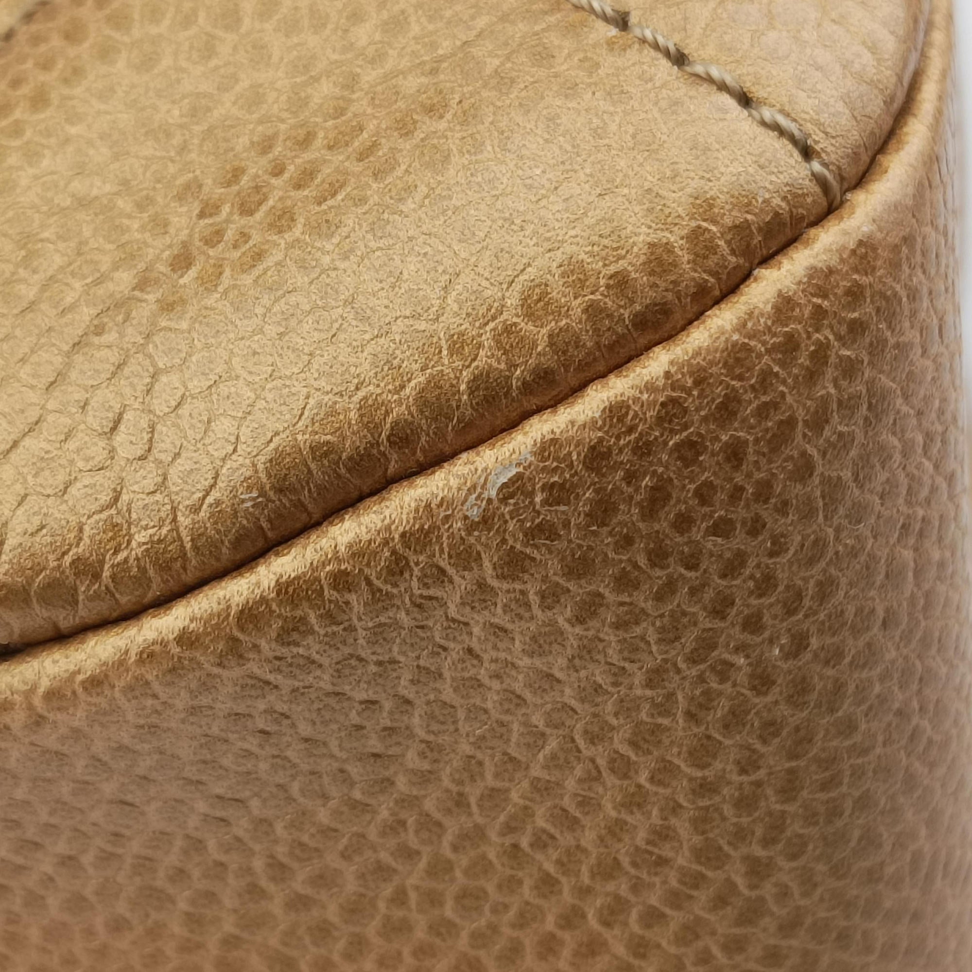 Pre-owned Chanel Matelasse Cocomark Golden caviar skin A65771 shoulderbag | stylenewstar