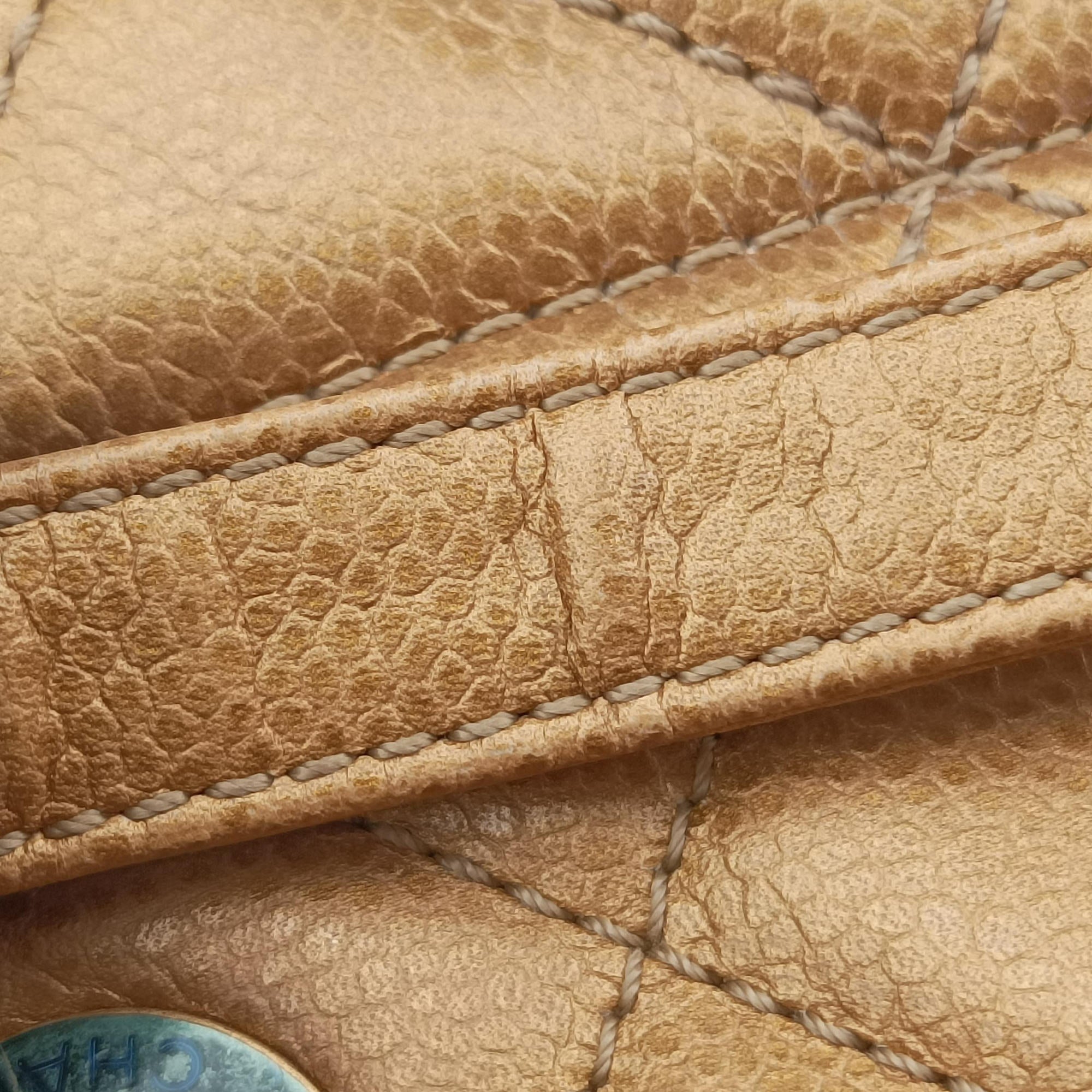 Pre-owned Chanel Matelasse Cocomark Golden caviar skin A65771 shoulderbag | stylenewstar