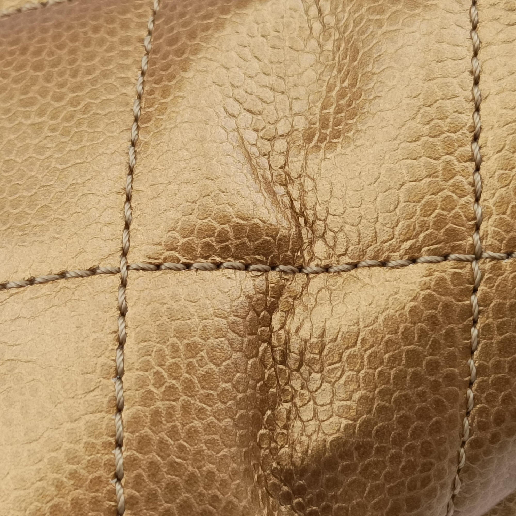 Pre-owned Chanel Matelasse Cocomark Golden caviar skin A65771 shoulderbag | stylenewstar