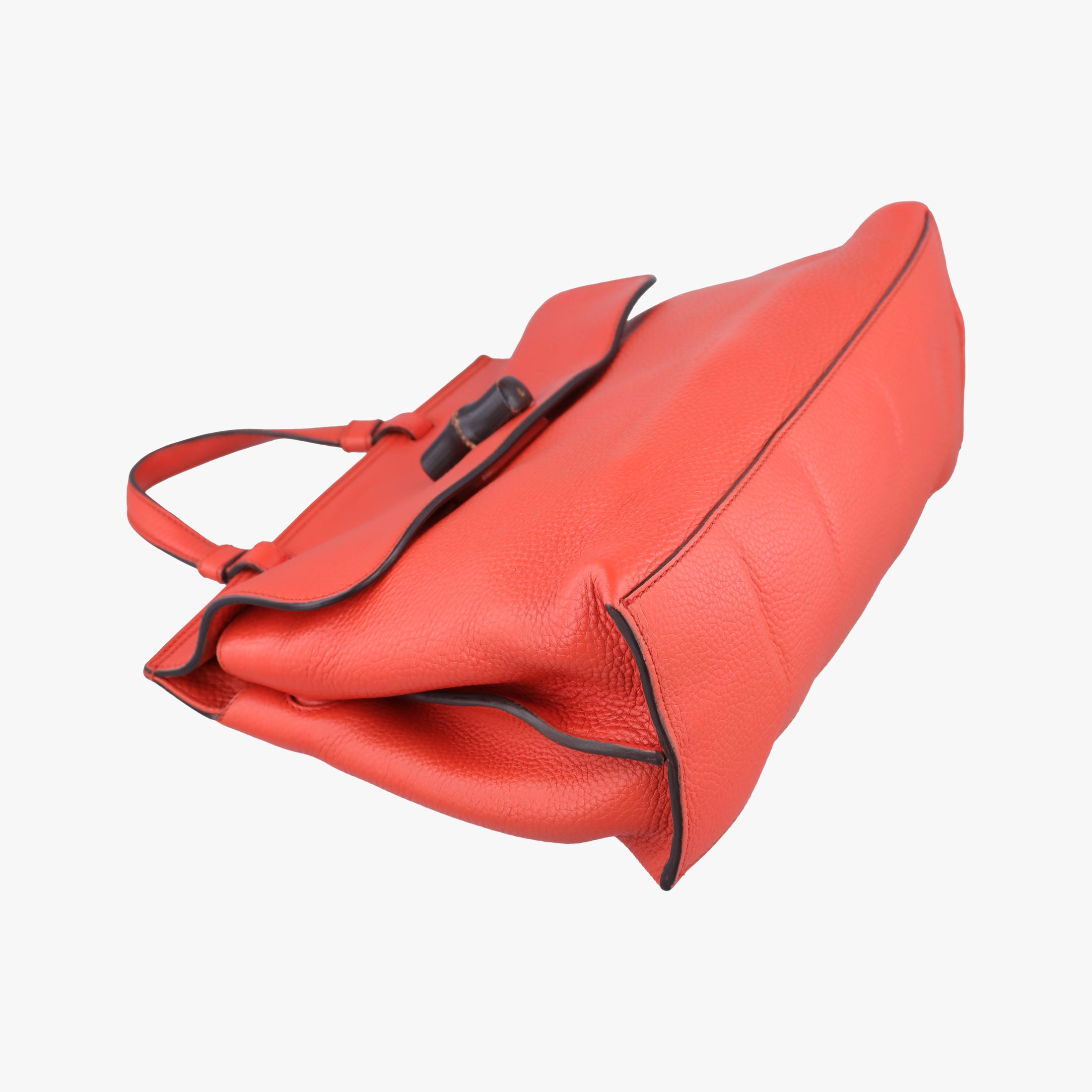 Secondhand Gucci Bamboo Daily Orange Leather 392013 shoulderbag | stylenewstar
