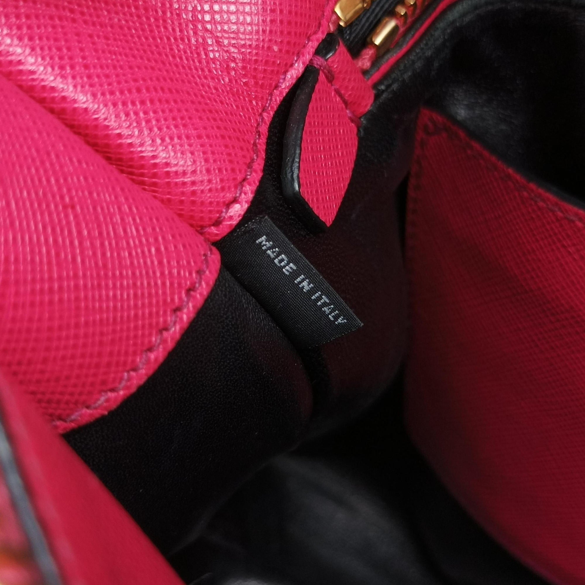 Pre-owned Prada Triple Pocket Tote Rose SAFFIANO Leather BN2606 shoulderbag | stylenewstar