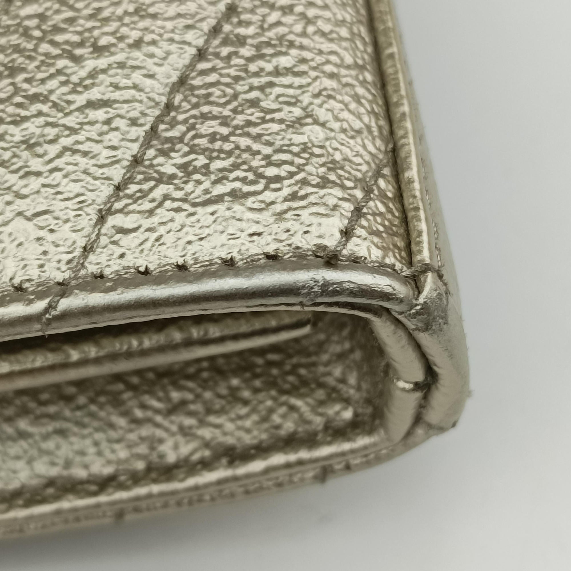 Pre-owned Yves Saint Laurent Cassandra Envelope Golden leather 377828 shoulderbag | stylenewstar