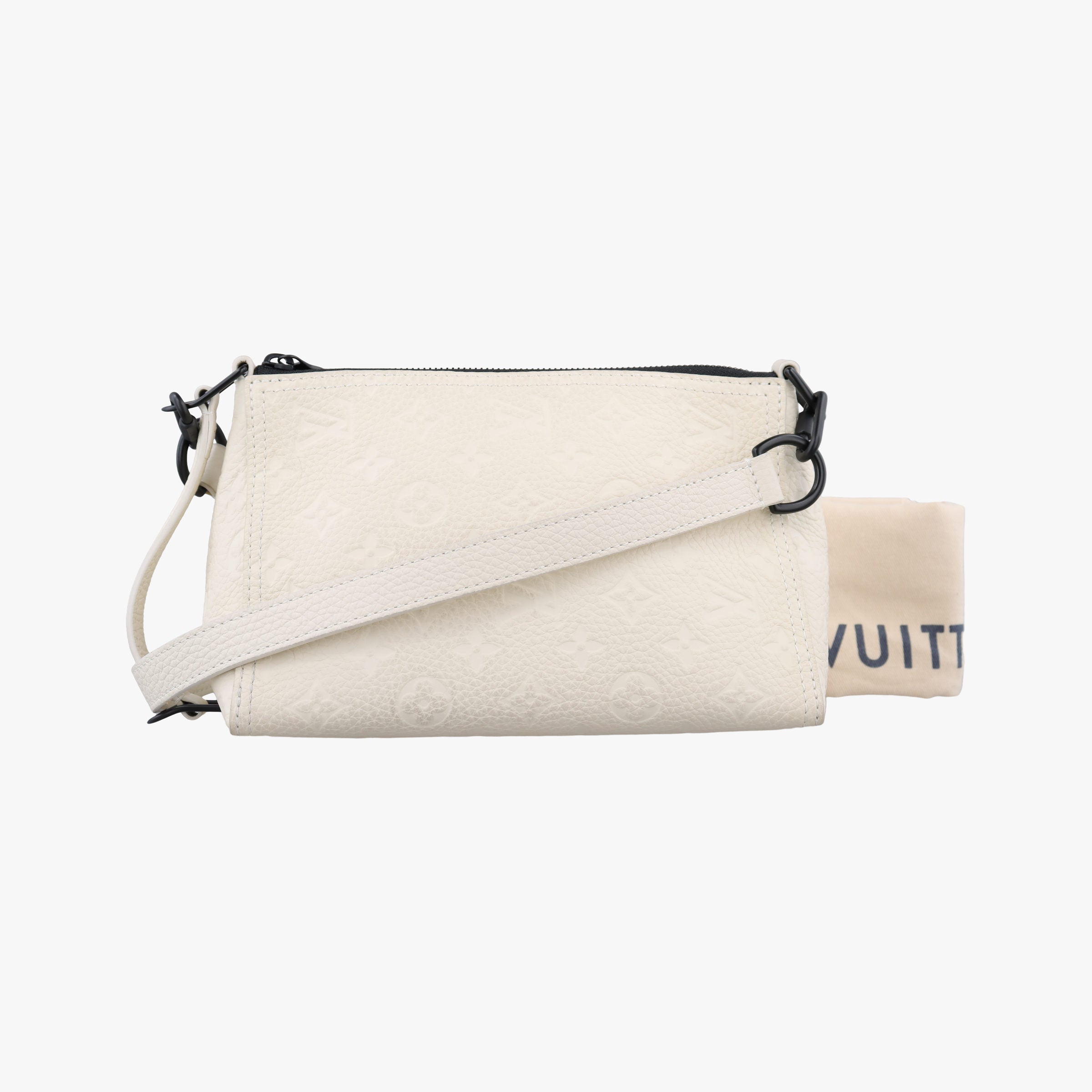 Pre-owned Louis Vuitton Triangle Messenger white Taurillon leather M55927 shoulderbag | stylenewstar