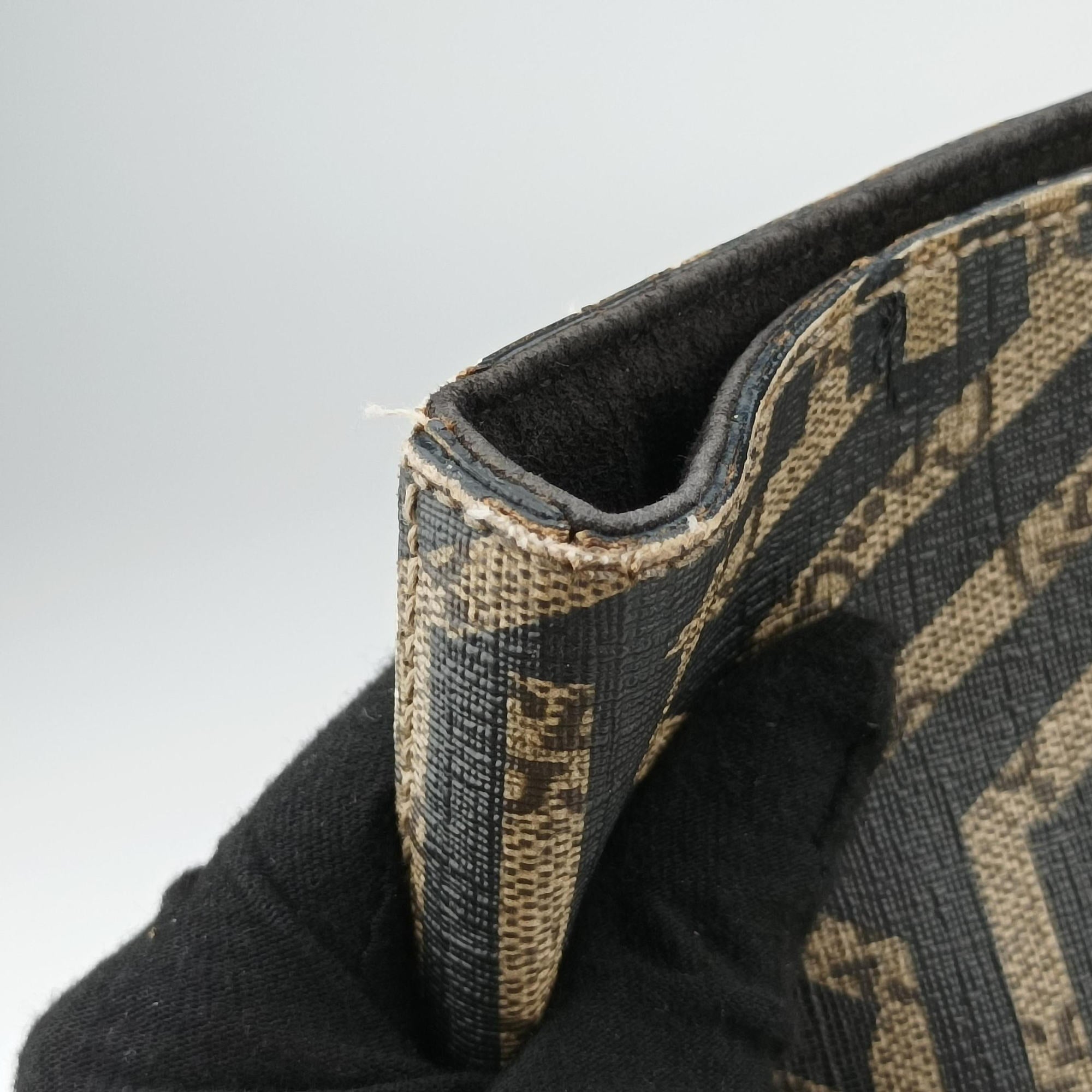 Secondhand Gucci GG Caleido bee Web Multicolour PVC coated canvas 429003 shoulderbag | stylenewstar