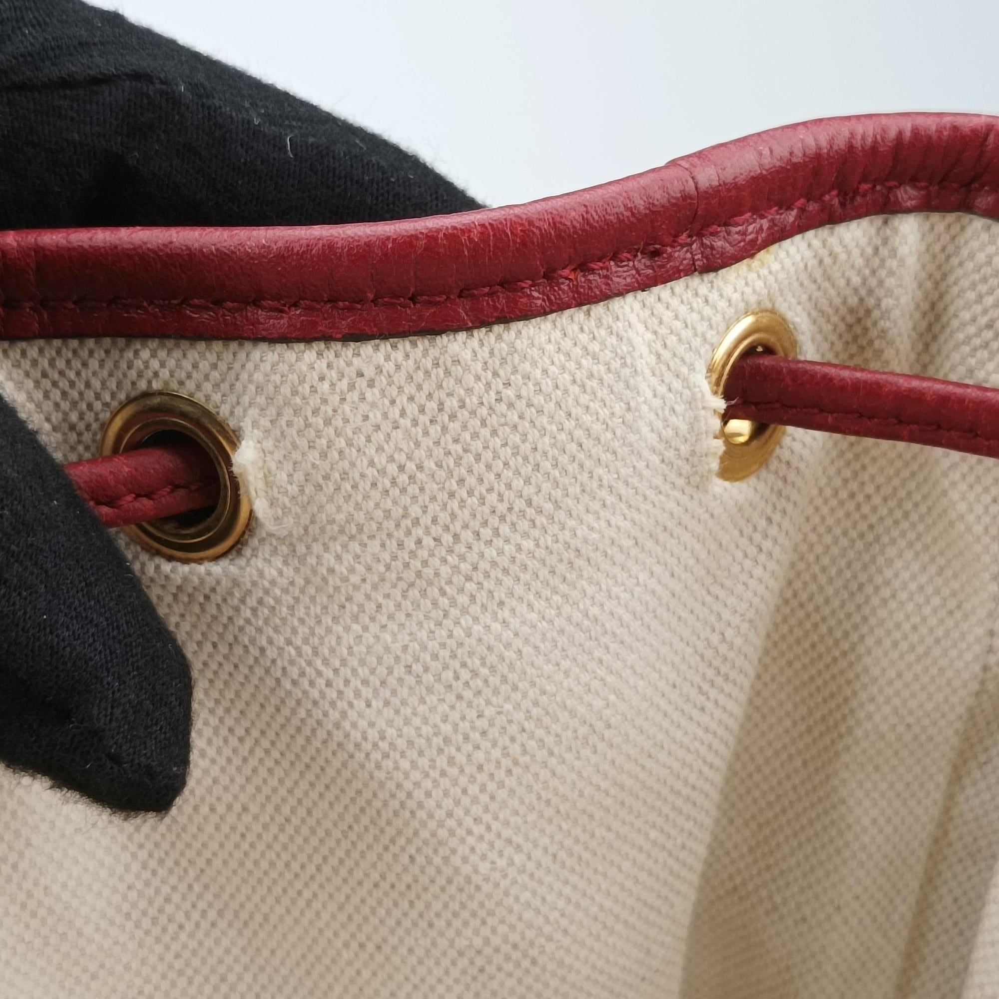 Pre-owned Gucci Doraemon collaboration Brown x red PVC coated canvas×Leather 655597 shoulderbag | stylenewstar