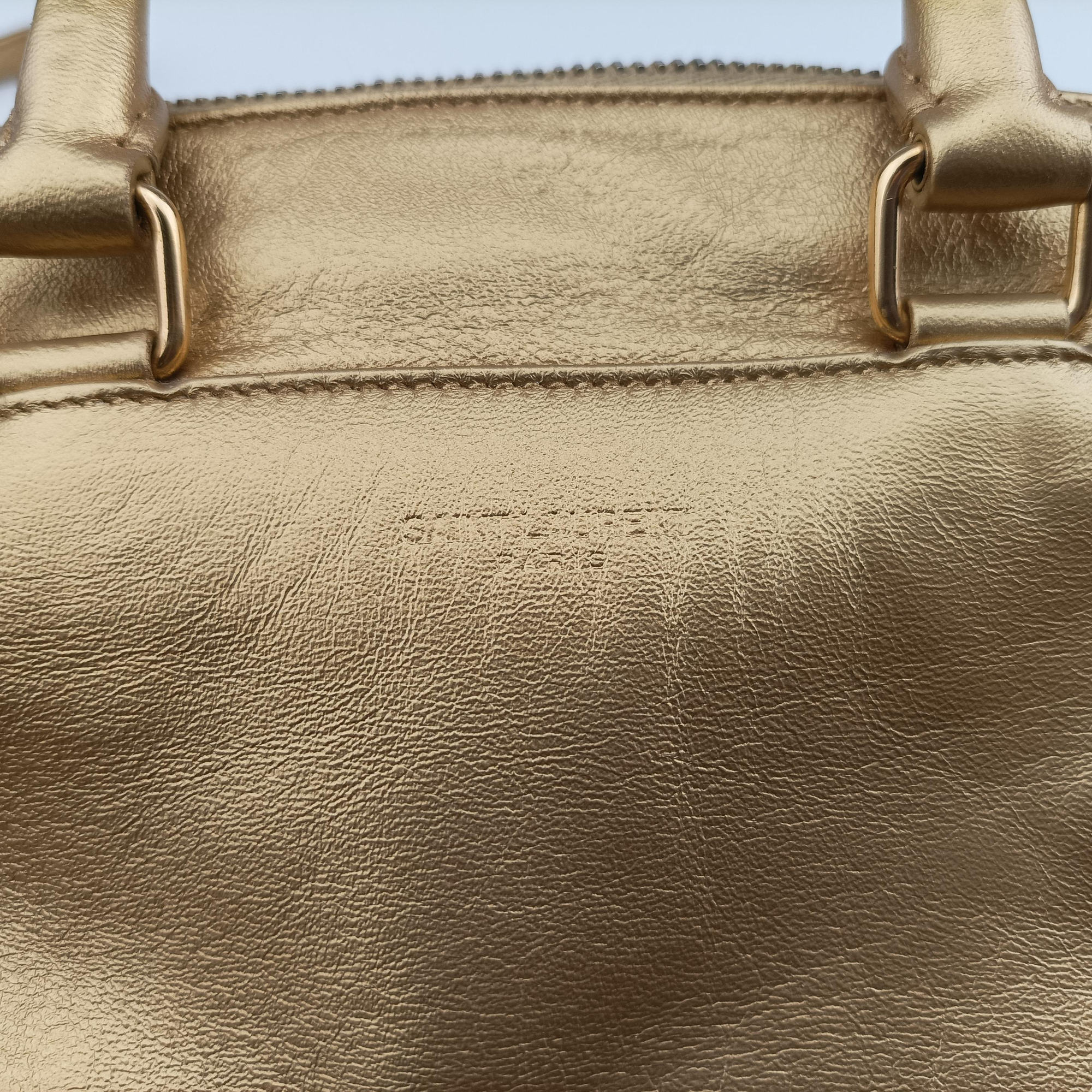 Pre-owned Yves Saint Laurent CLASSIC BABY DUFFLE Golden Leather 340238 shoulderbag | stylenewstar