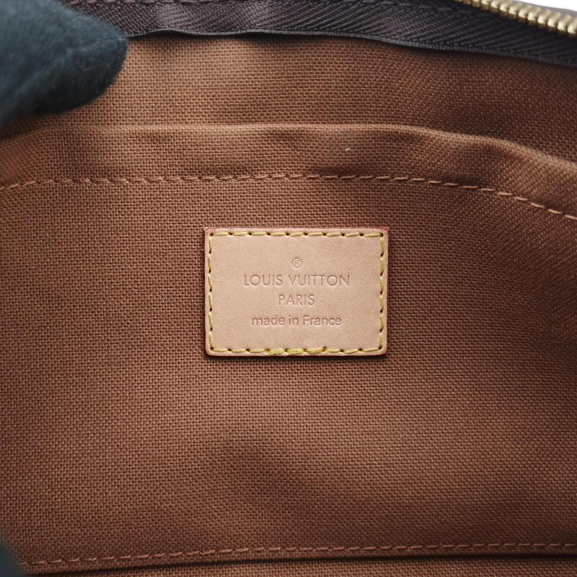 Pre-owned Louis Vuitton MULTI POCHETTE ACCESSOIRES  Brown × Khaki Monogram Canvas M44840 shoulderbag | stylenewstar