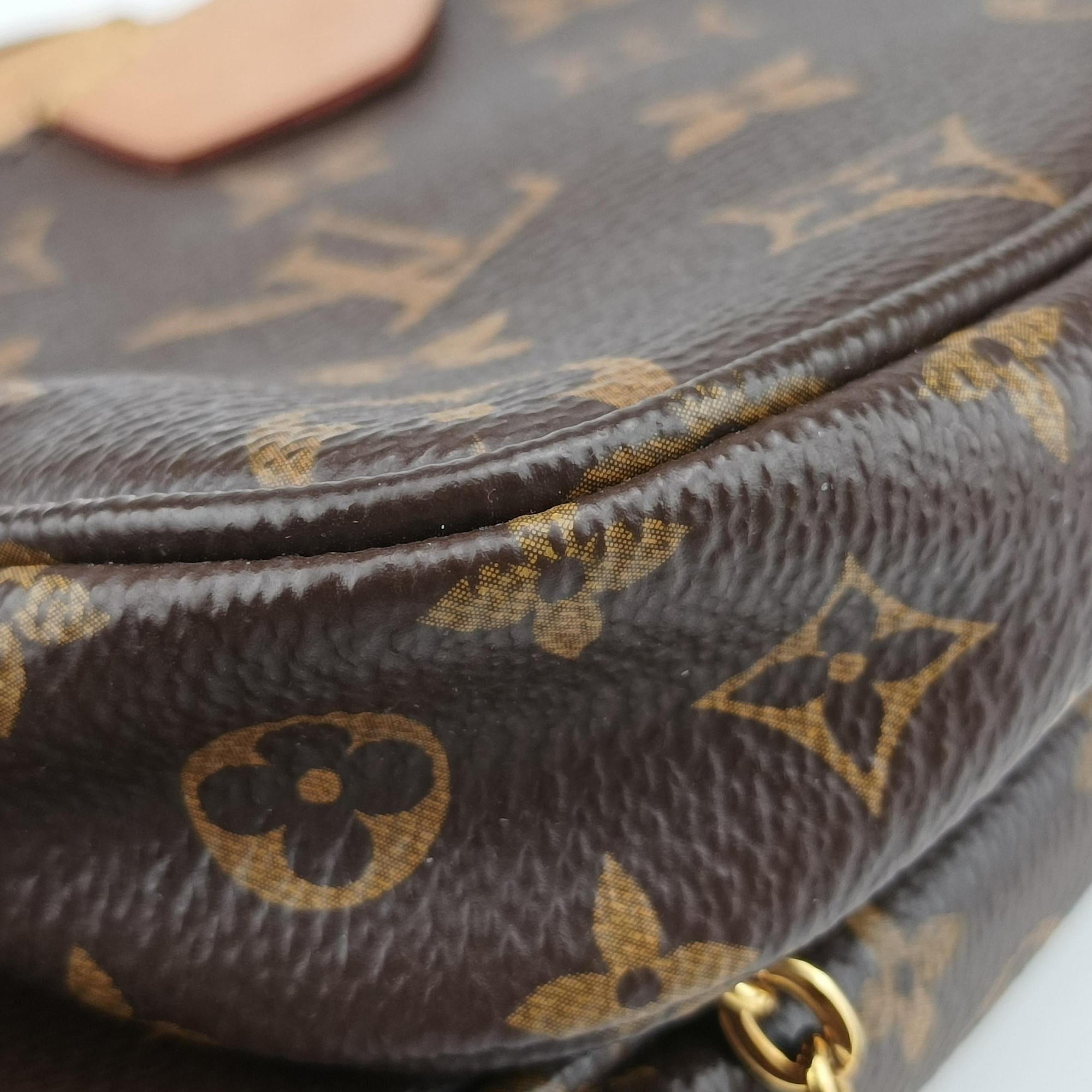 Pre-owned Louis Vuitton MULTI POCHETTE ACCESSOIRES  Brown × Khaki Monogram Canvas M44840 shoulderbag | stylenewstar