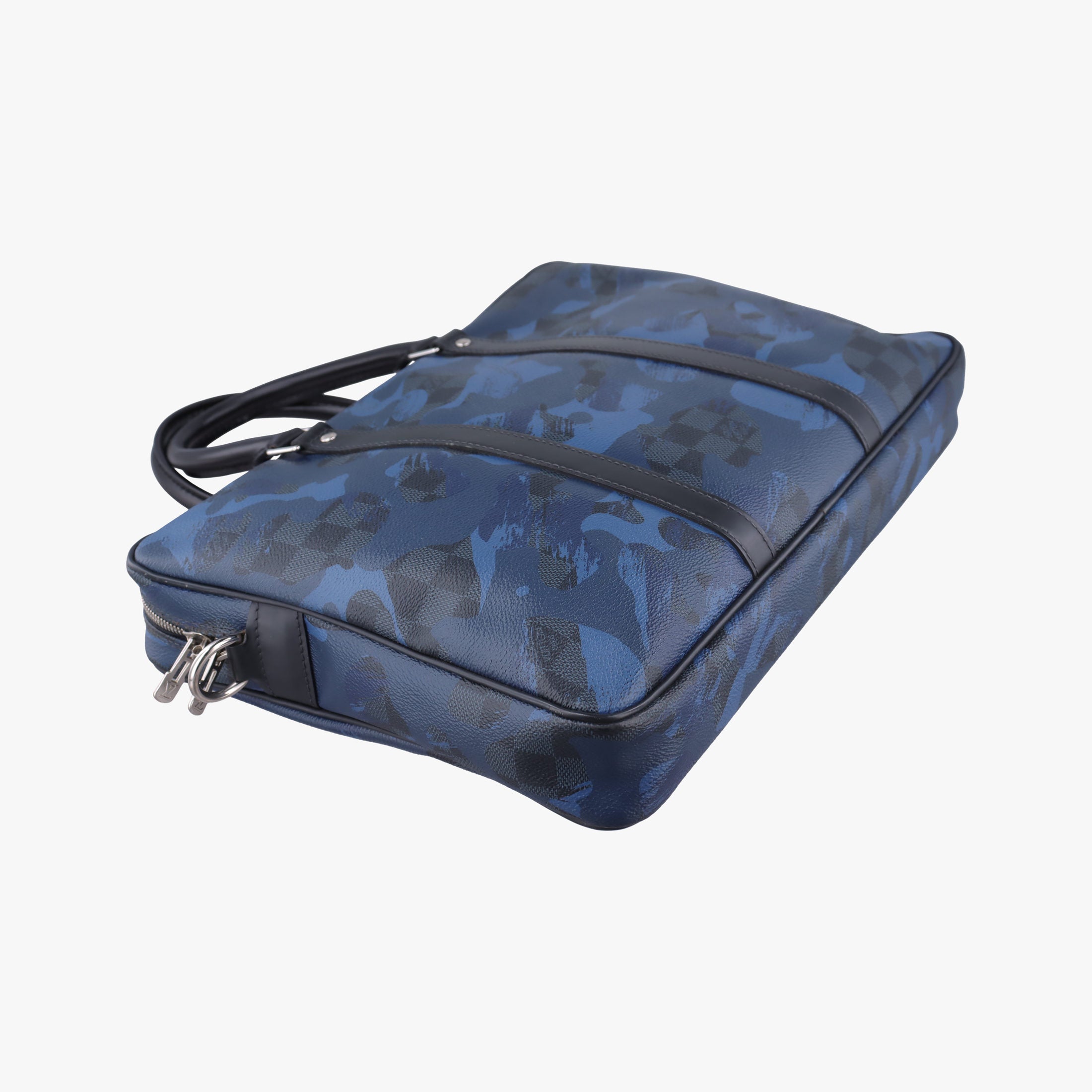 Pre-owned Louis Vuitton Porte Documents VoyagePM Blue Camouflage Damier Cobalt Canvas N41507 shoulderbag | stylenewstar