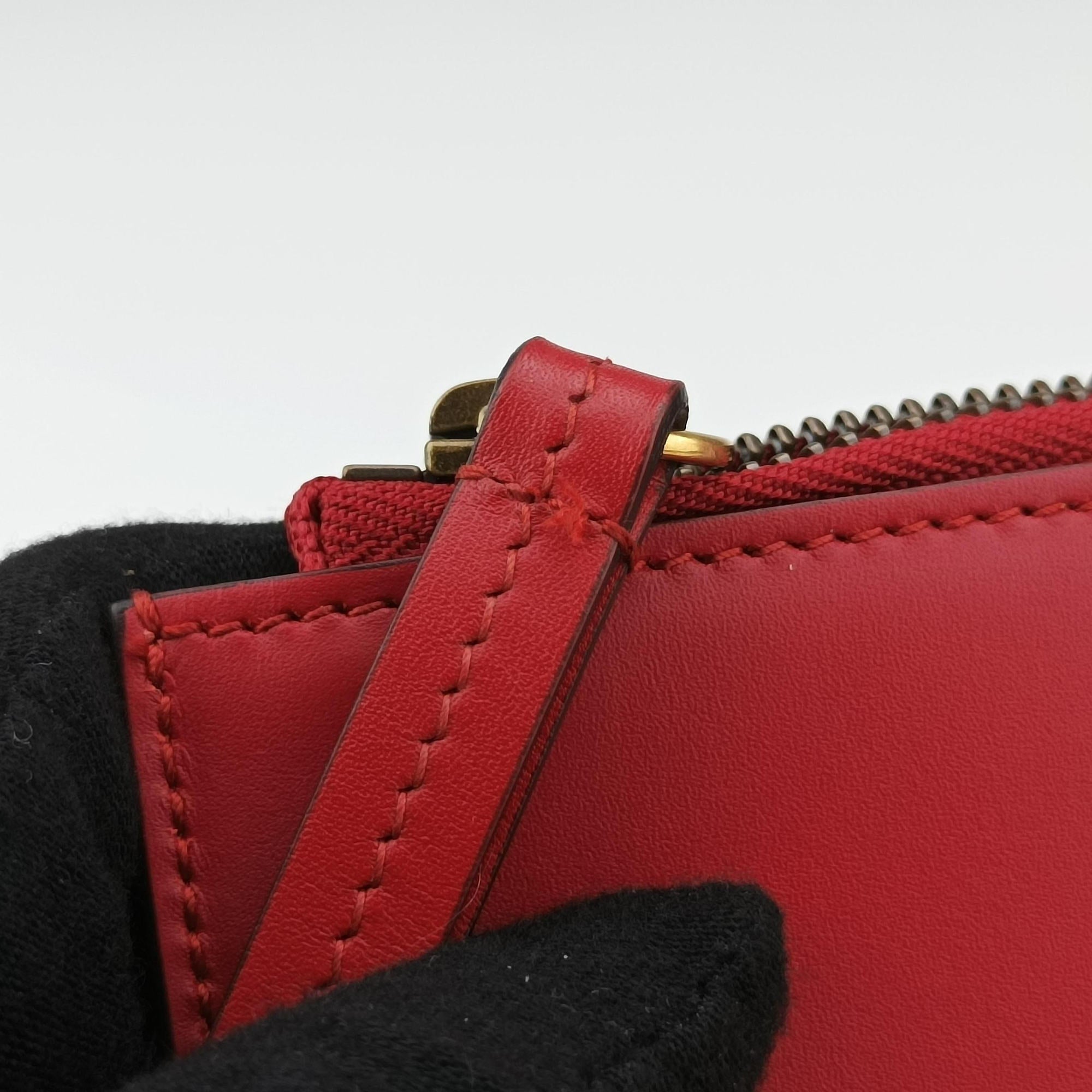 Pre-owned Gucci Ghost Red Leather 445597 clutchbag | stylenewstar